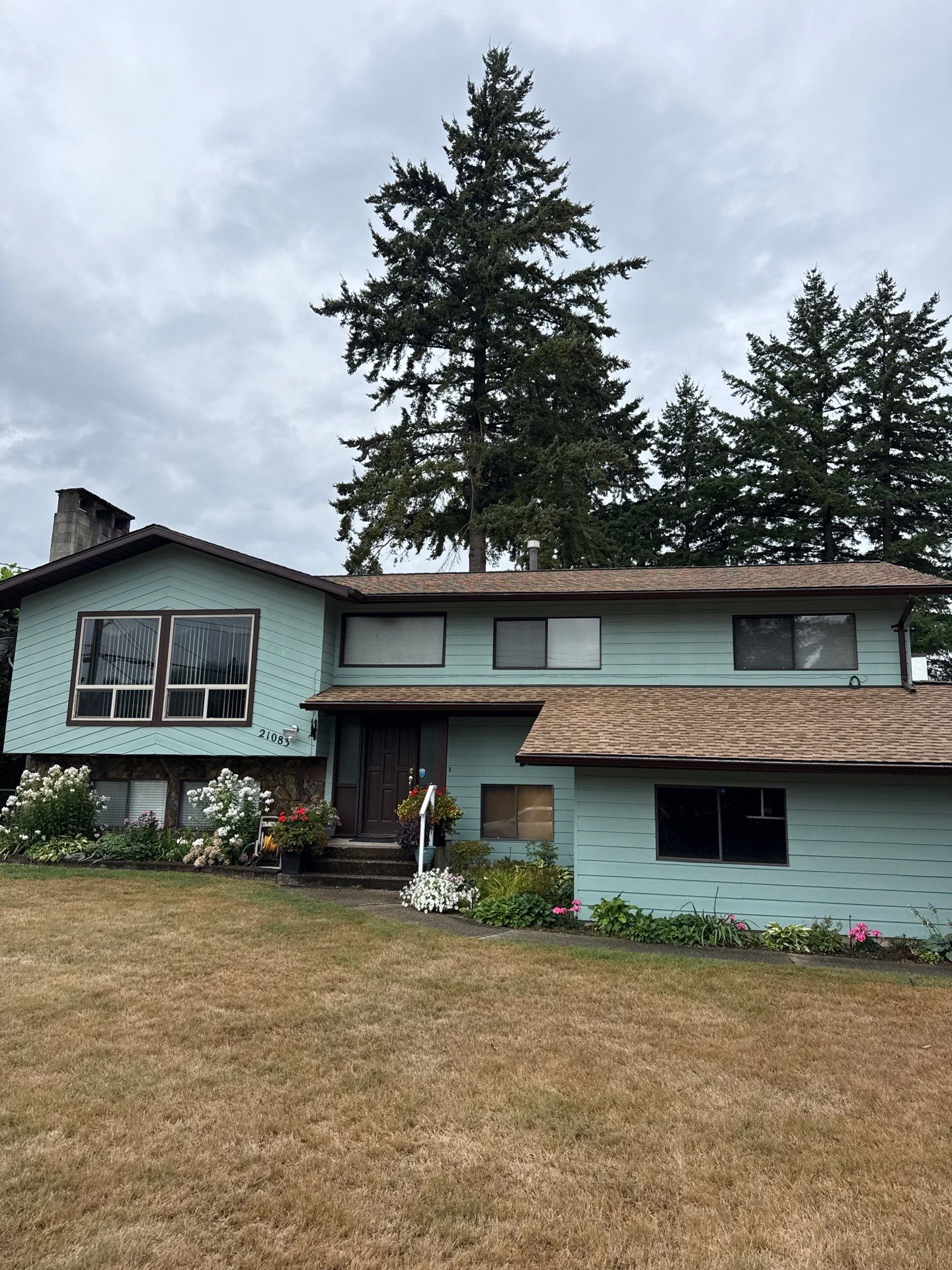 Residential Re-Roof using GAF Timberline HDZ Shakewood by Top Notch Roofing Inc