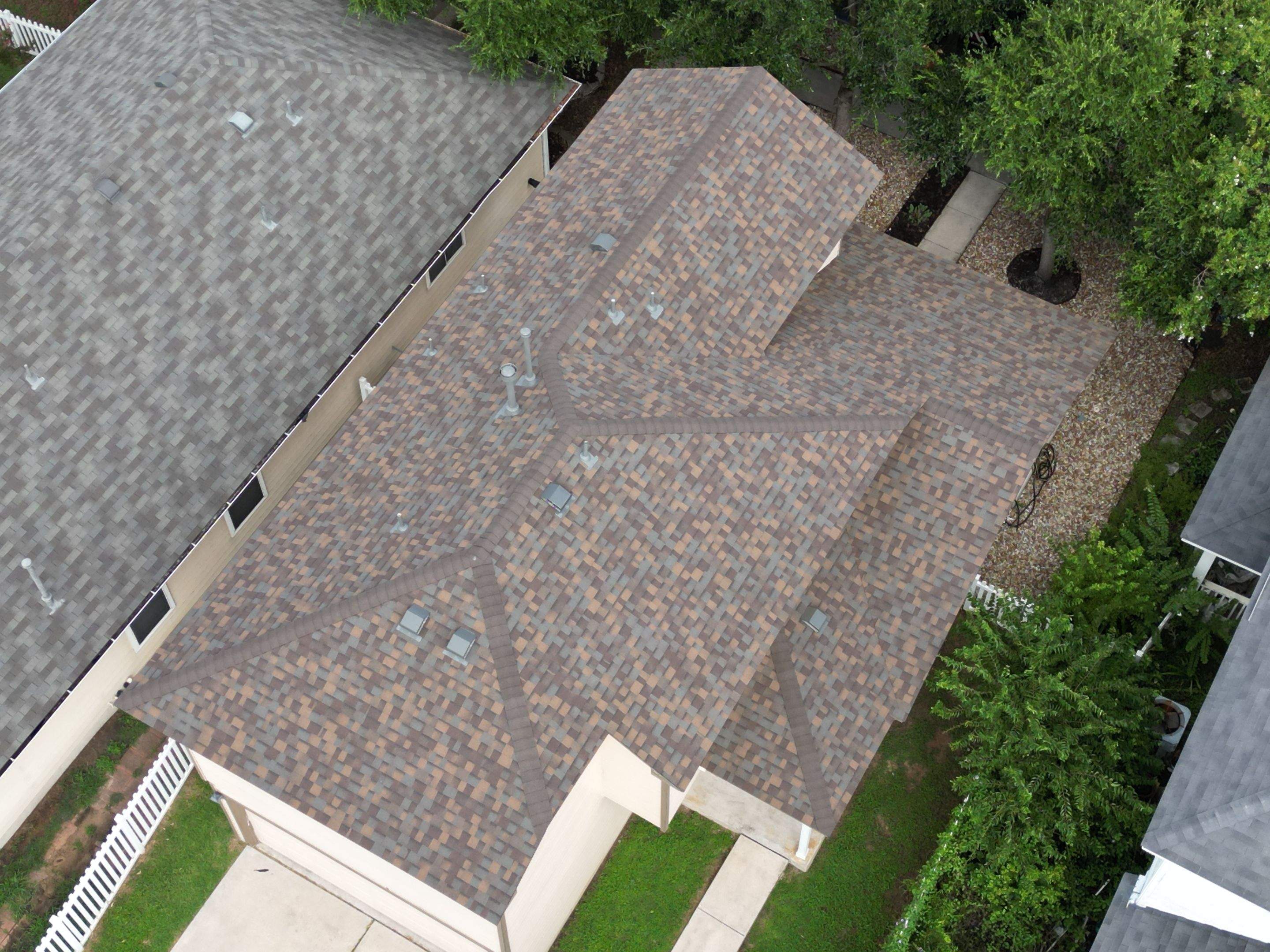 Teak - Owens Corning TruDefinition Duration by RoofsOnly.com