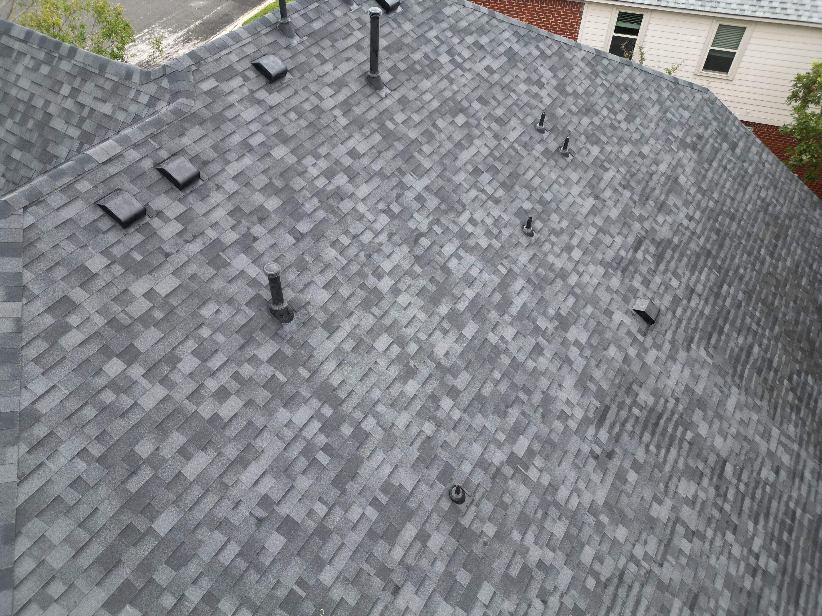 Brilliant Black - Malarkey Vista by RoofsOnly.com