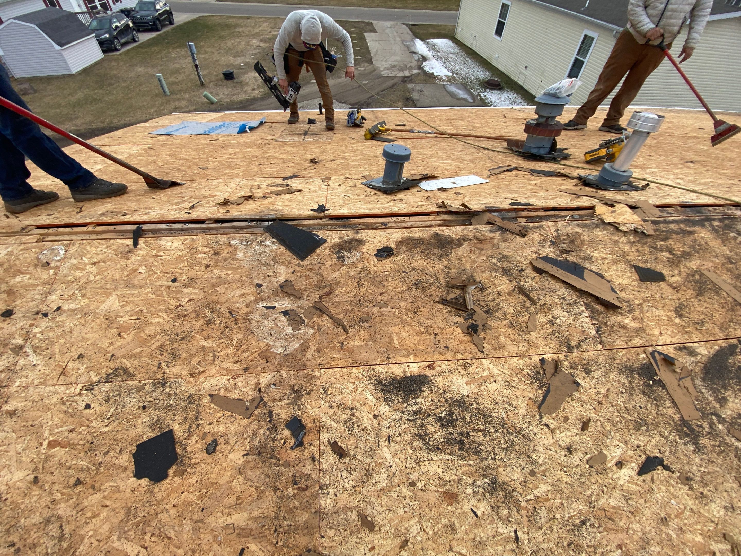 Roof Replacement using CertainTeed Landmark by 180 Contractors