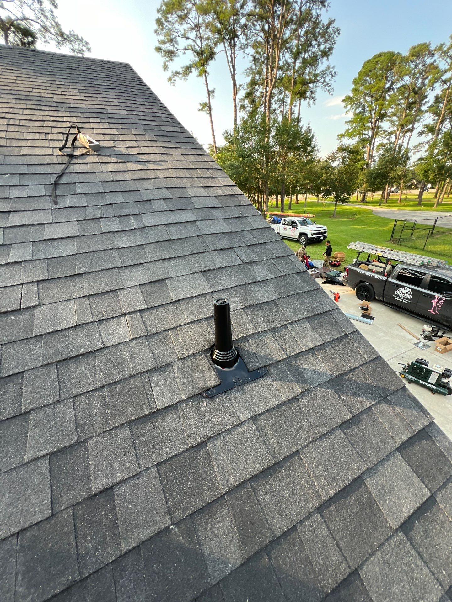Residential Roofing Installation using Owen's Corning Duration (Lifetime) Shingles by Roof Repair Company