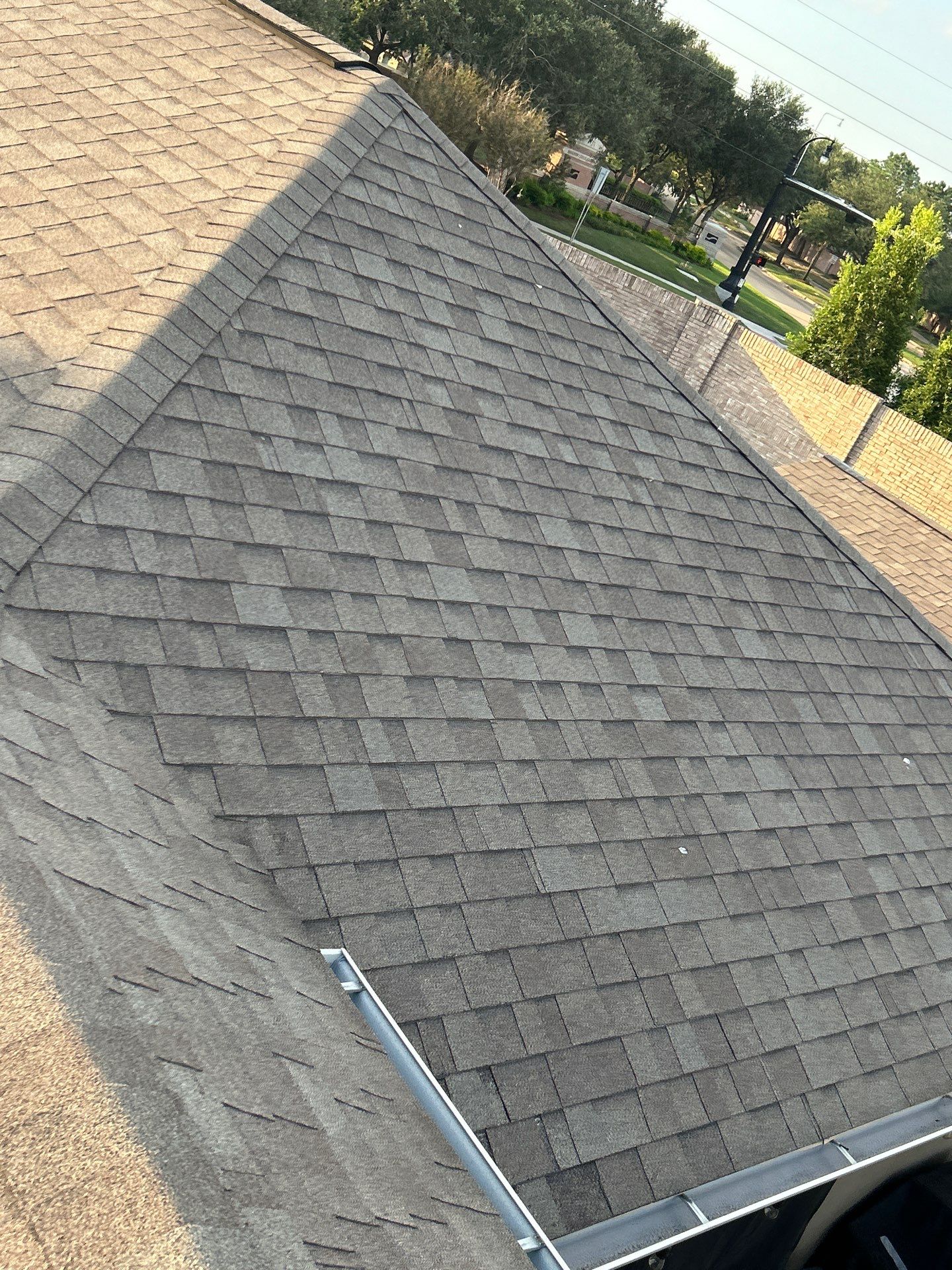 Hail Damage using Owen's Corning Duration (Lifetime) Shingles by Roof Repair Company