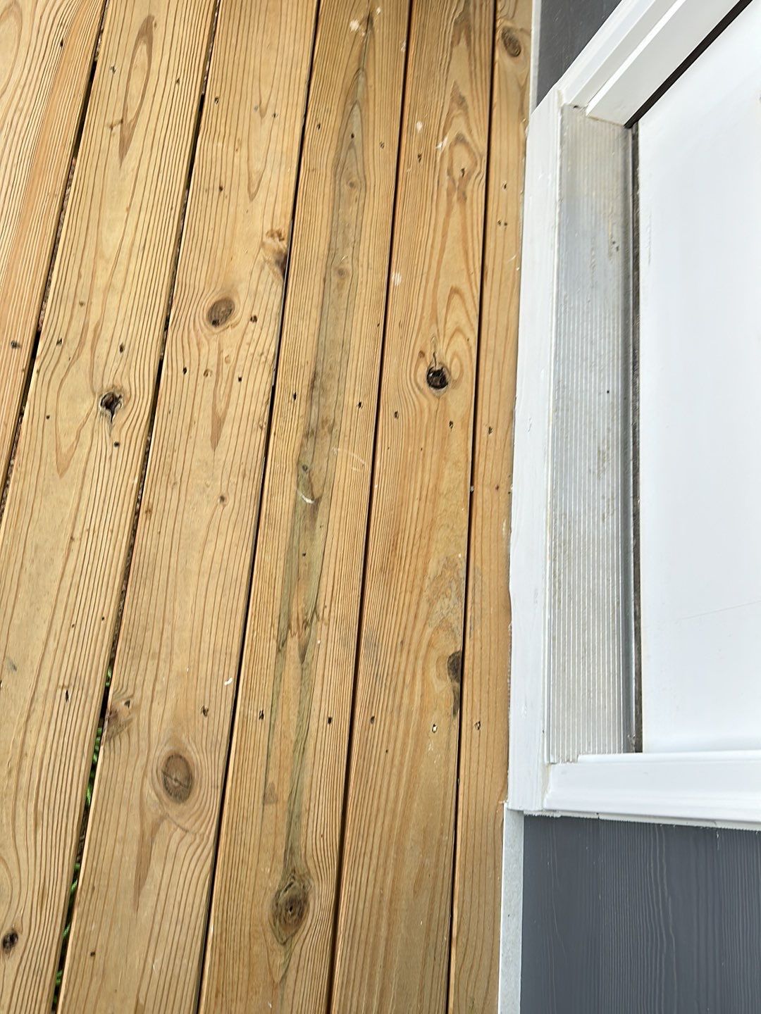 Coated Deck using Wood Sealant by DuraSeal