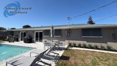 Decorative Bahamas in Mouse Gray