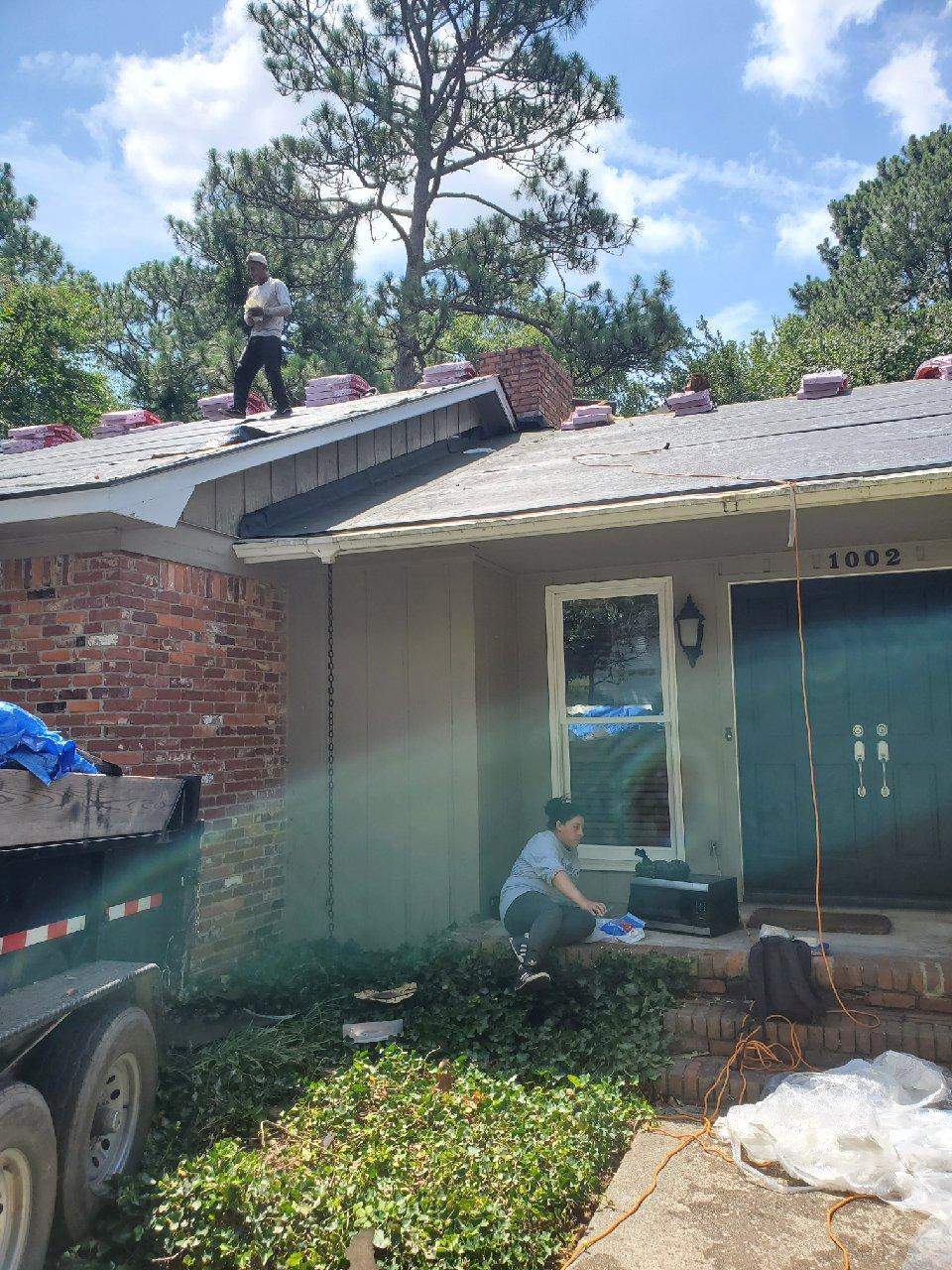 Residential Roofing Installation using Owens Corning® Oakridge Onyx Black by Indigo State Roofing