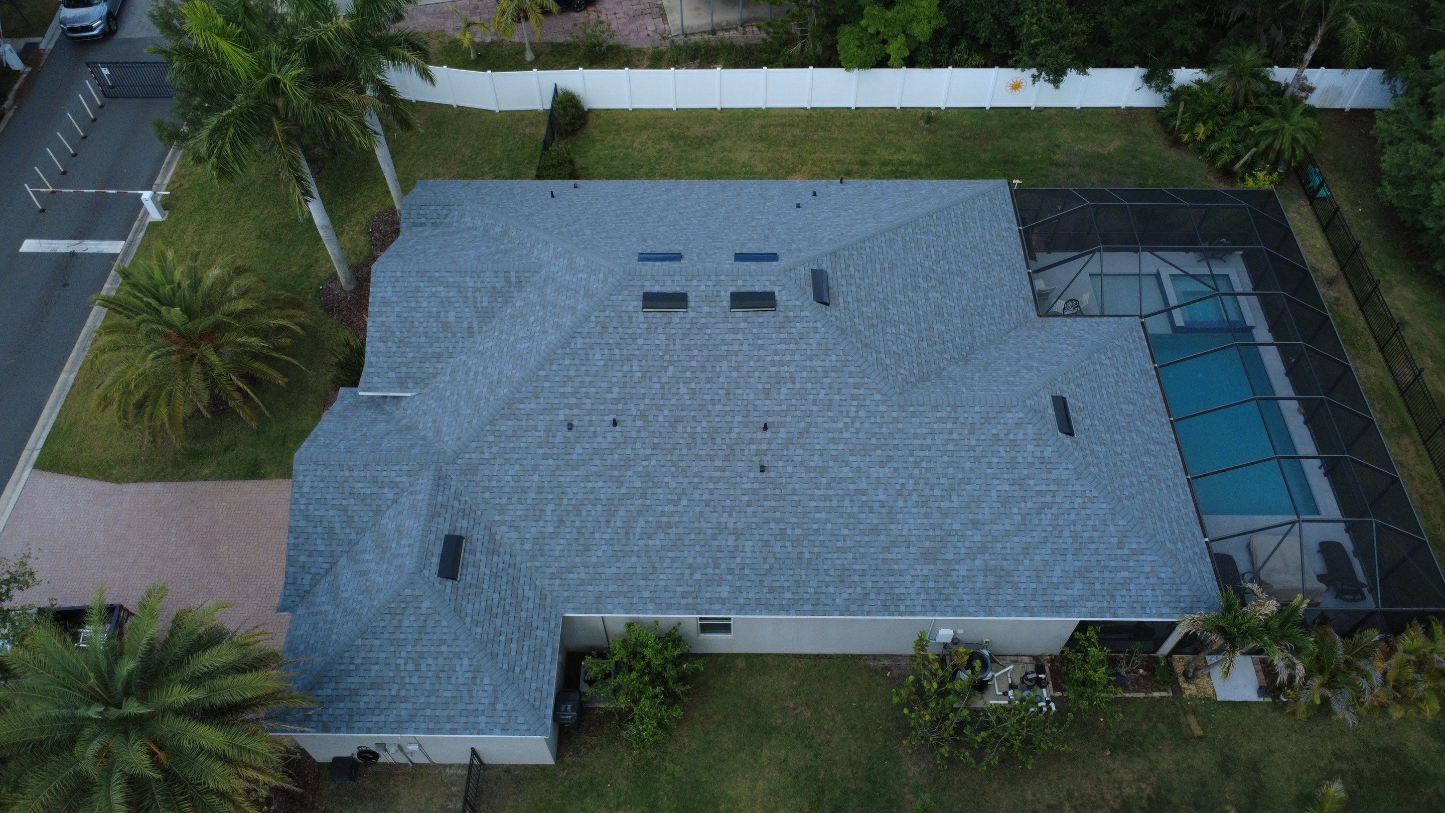 Roof replacement in Ellenton, FL by Steadfast Roofing