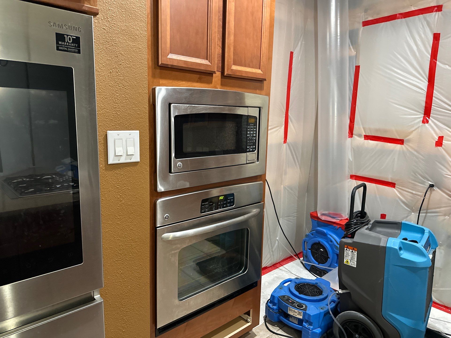 Kitchen Remodels That Inspire by L&T General Contractors and Restoration INC