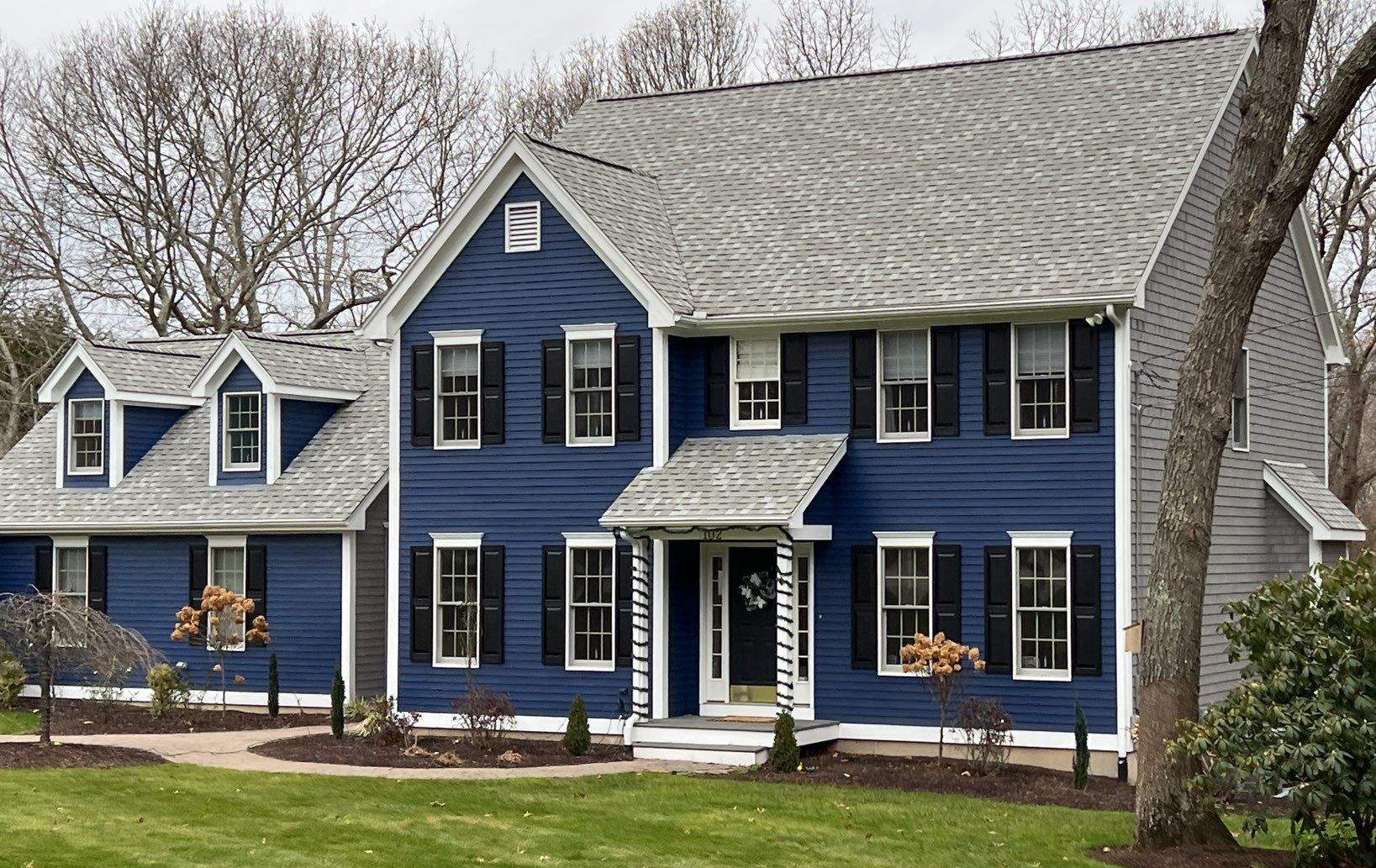 Cobblestone Gray Roofs by Pinnacle Roofing & Skylights