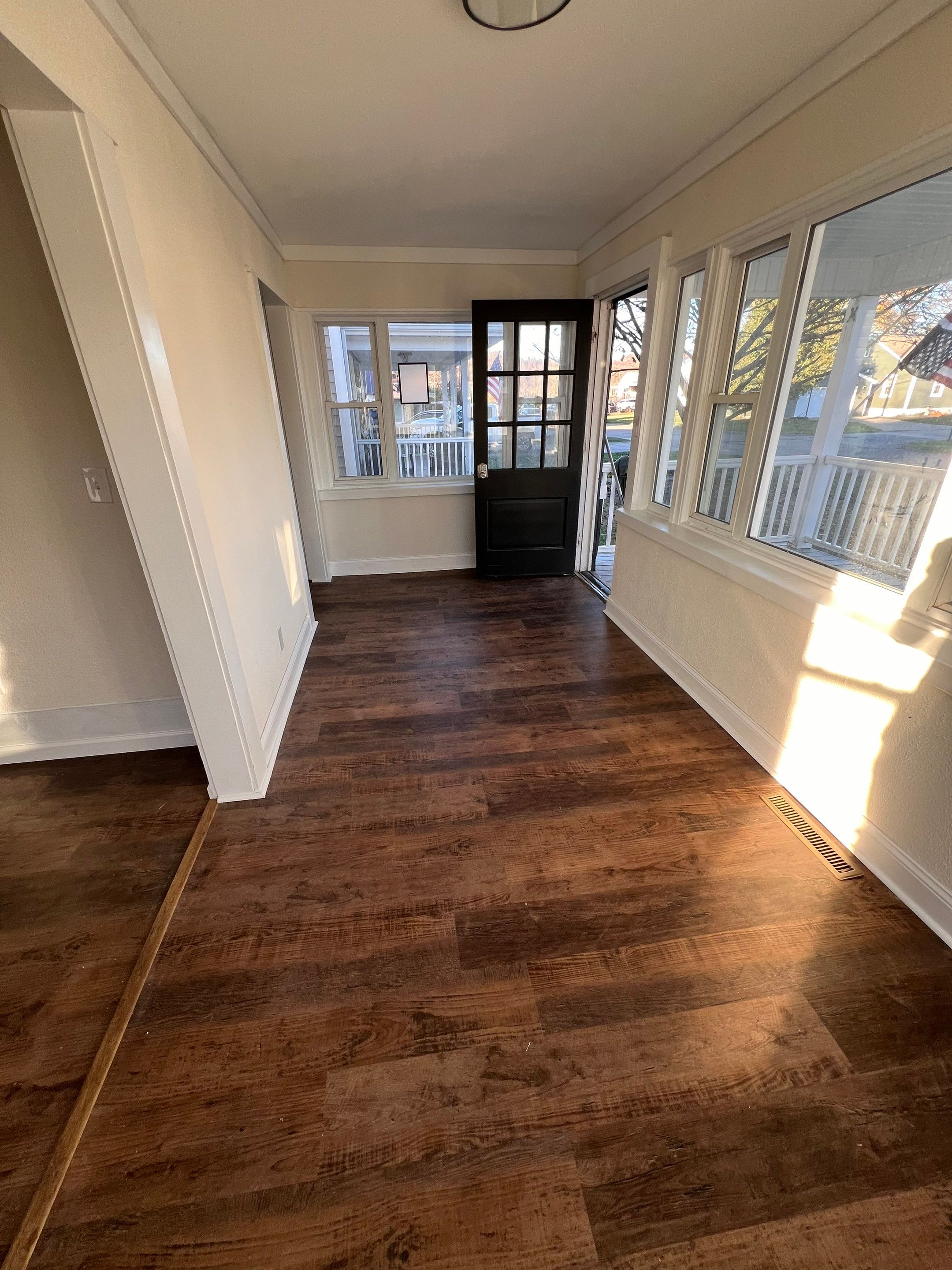 627 Cunningham in Saint Albans by MAJO