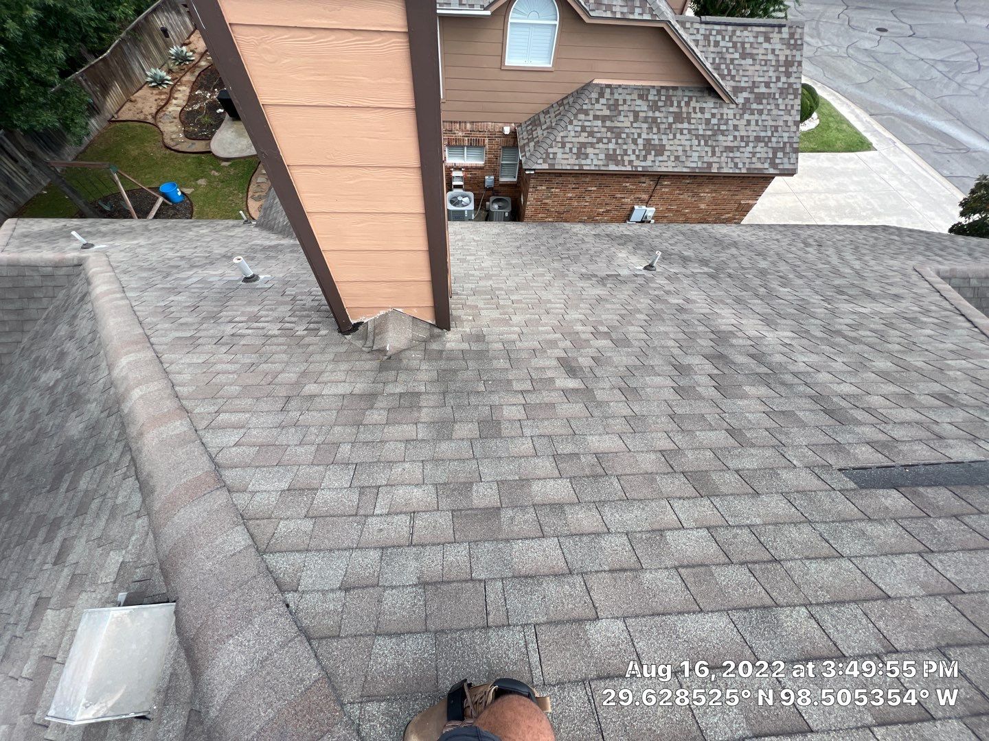 Residential Roof Replacement using Pinnacle Pristine 30 Year Laminate Shingles by Premier Roofing and Contracting