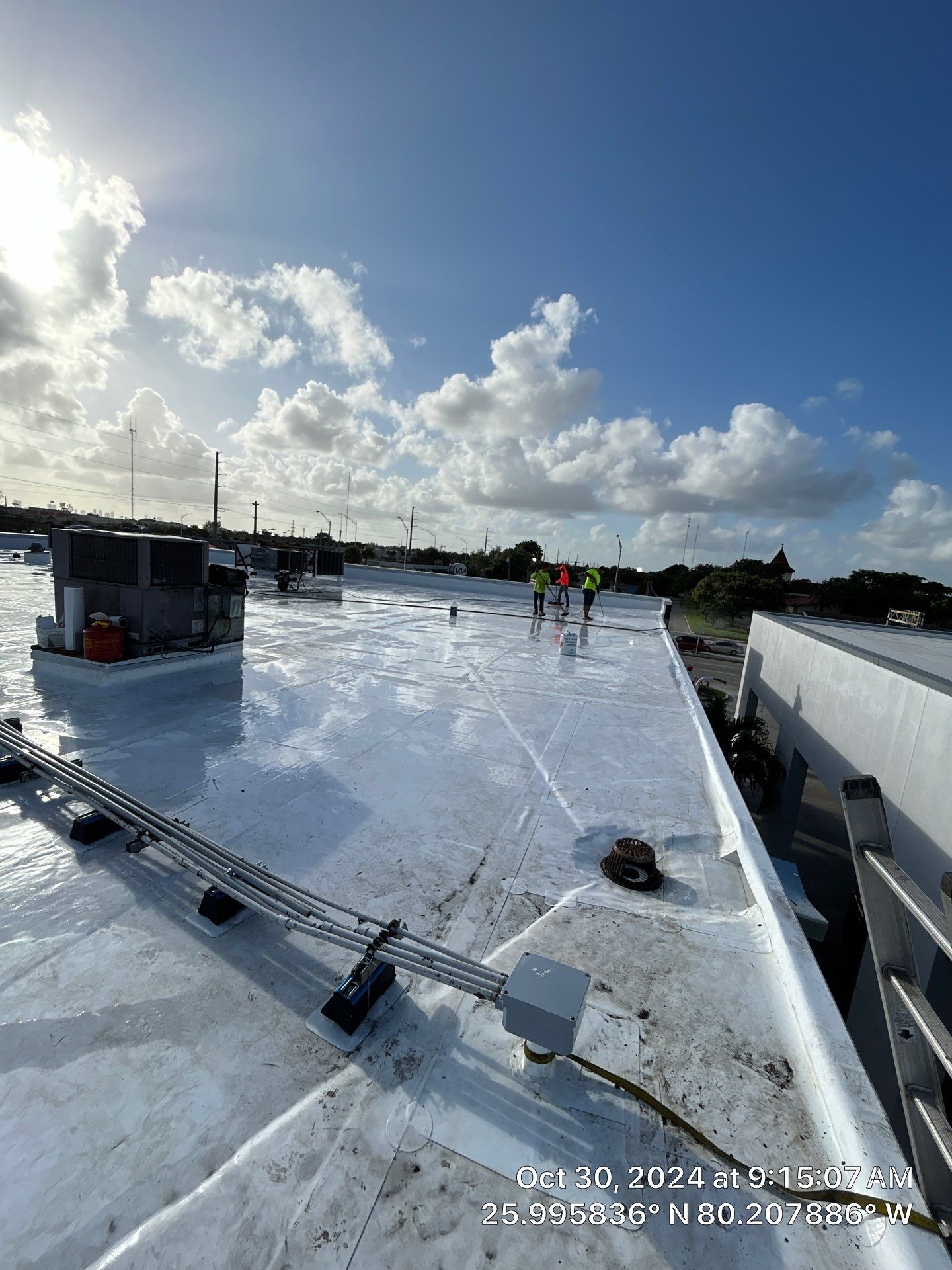 COMMERCIAL REROOF GAF TPO EVERGUARD 60 MIL SMOOTH WITH 1-1/2" INSULATION by Earl W. Johnston Roofing