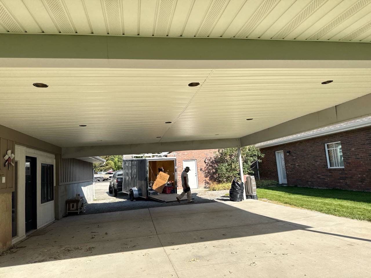 Pleasant Grove | Aluminum Soffit Modernization | Crisp White by Ideal Siding Utah