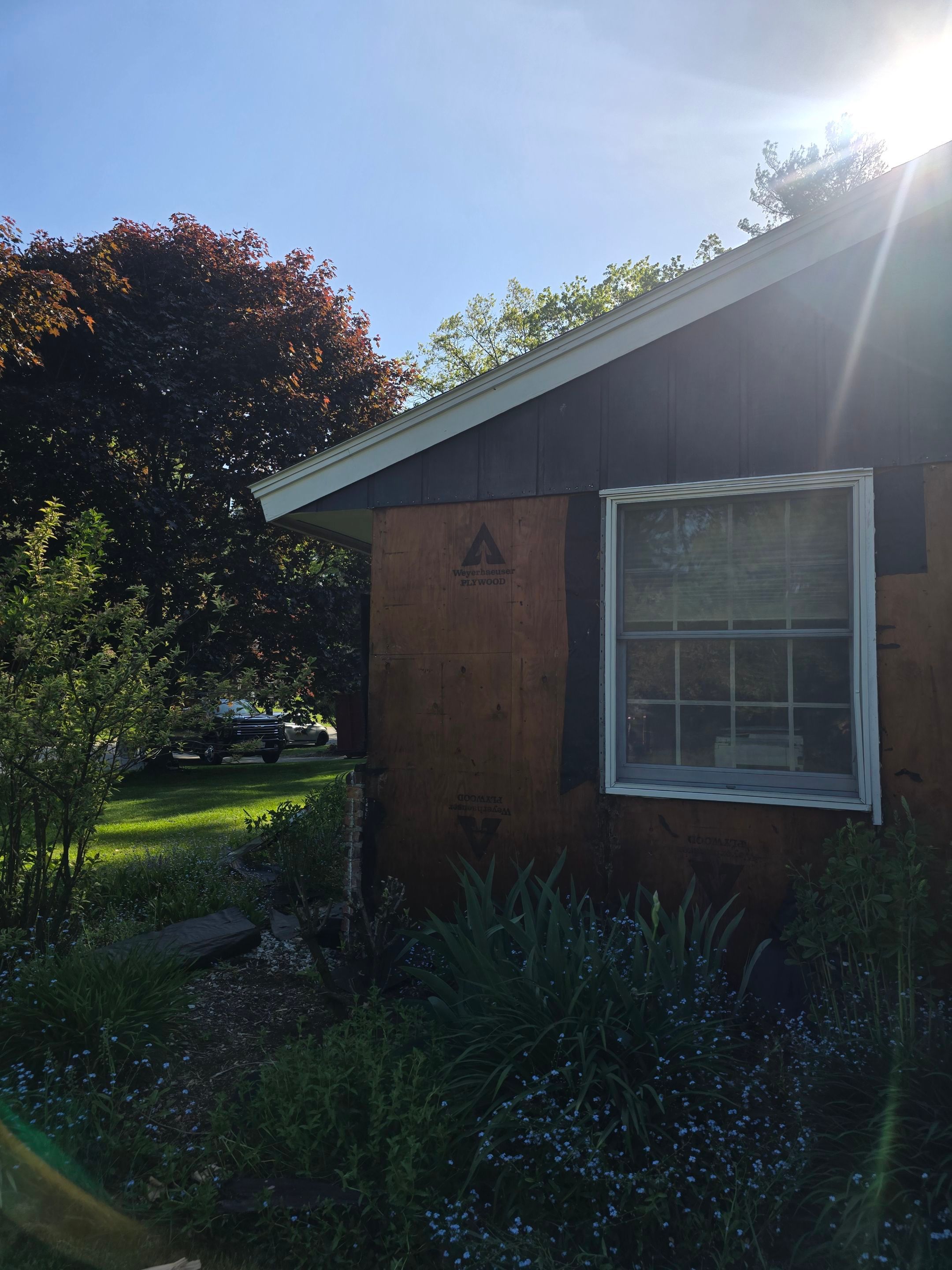 Vinyl Siding Transformation – Pacific Blue by Mighty Dog Roofing of Greater Middlesex County