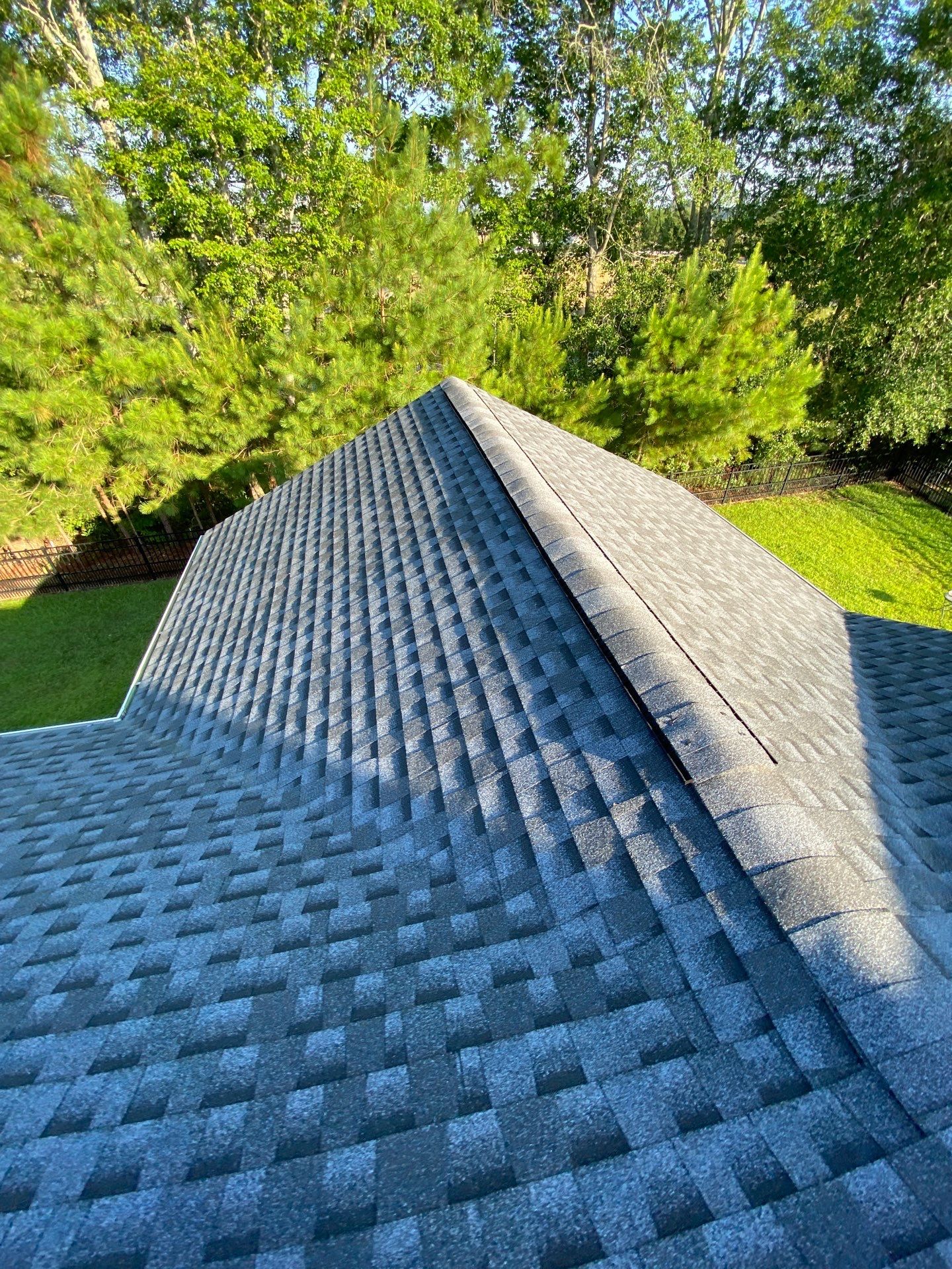 GAF HDZ- Pewter by Linta Roofing
