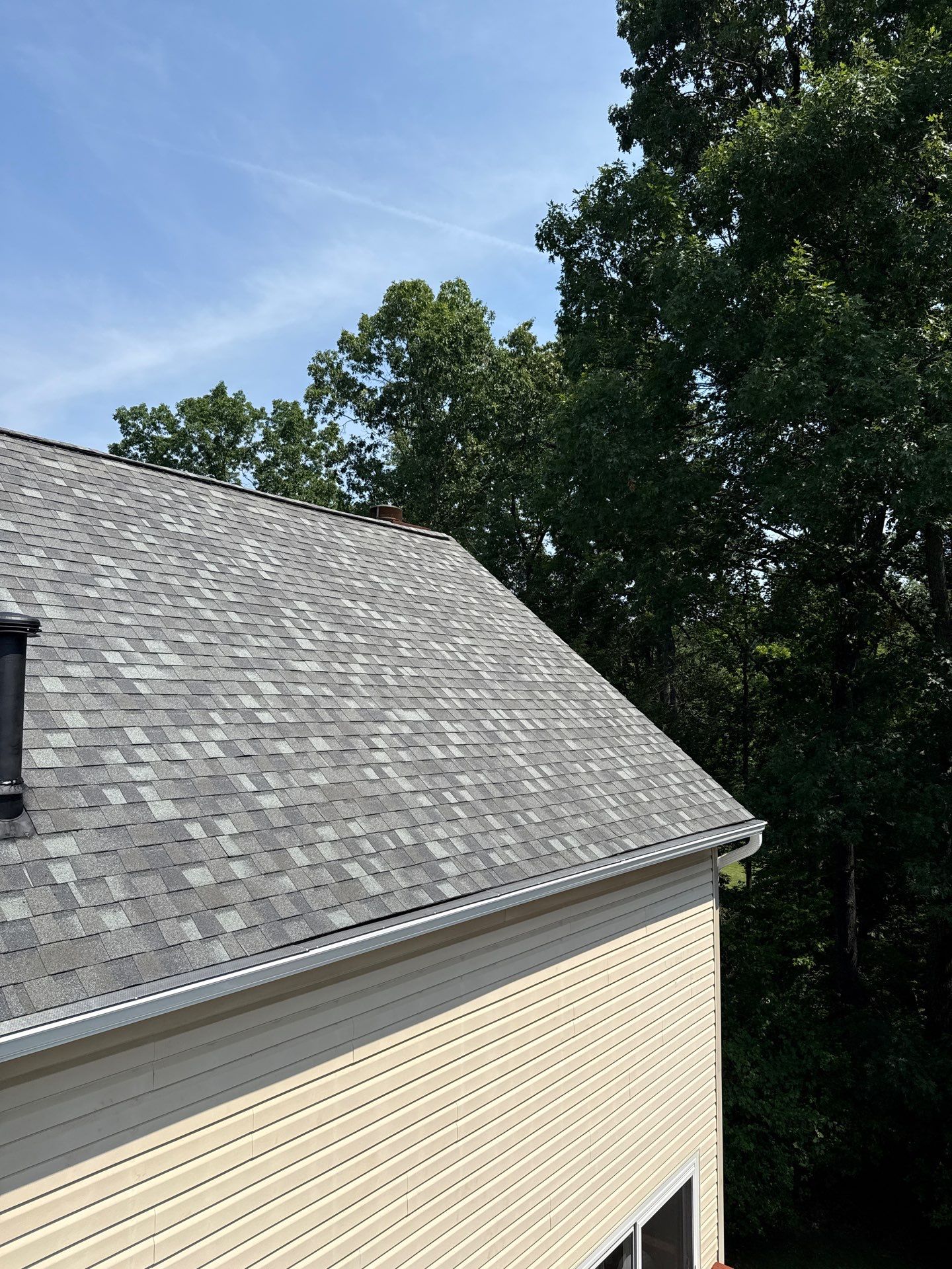 Springfield: Residential Roof Replacement with CertainTeed Landmark PRO in Max Def Georgetown Gray by RM Banning, Inc.