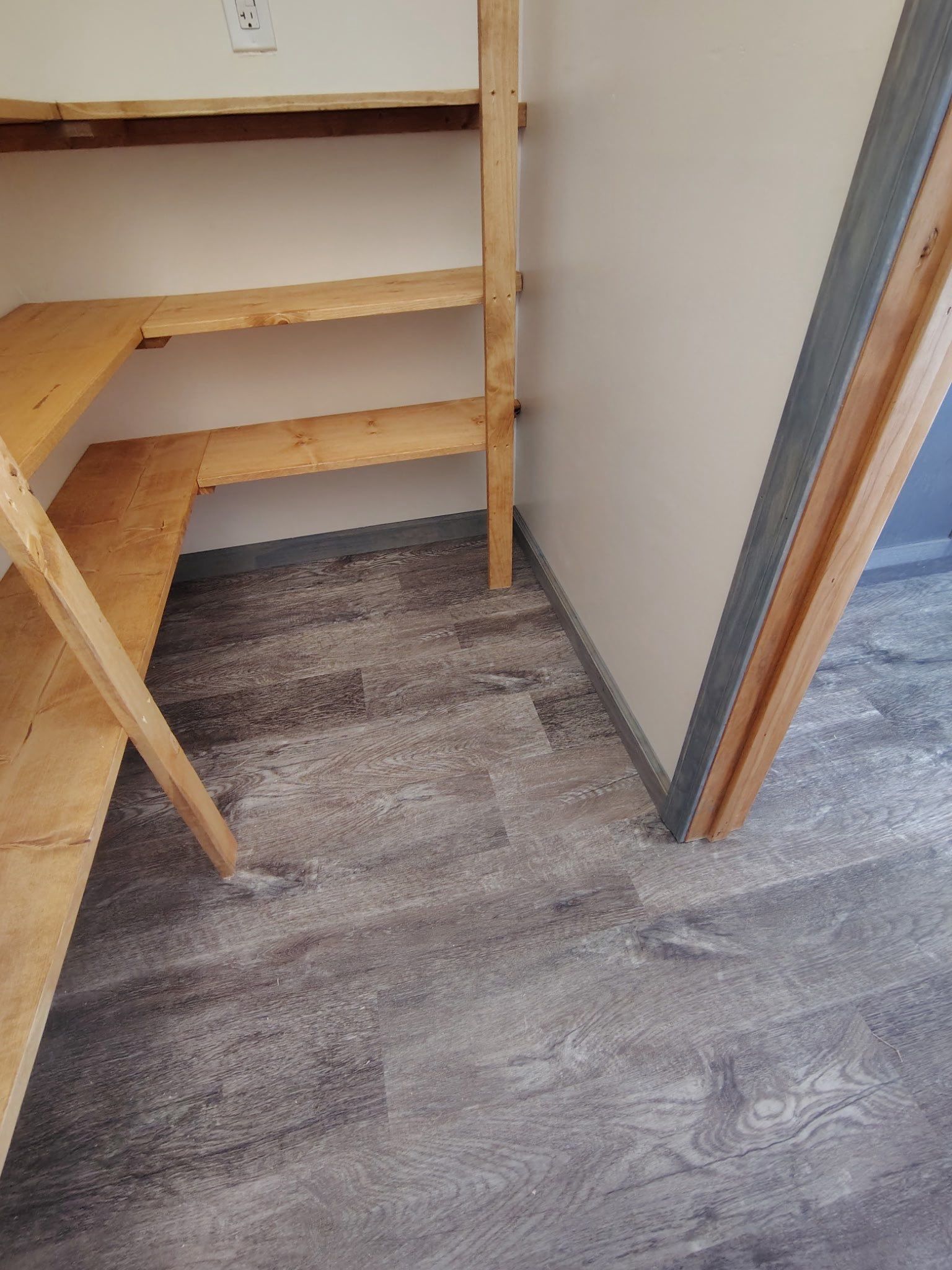 Interior Work by Clays Services Inc