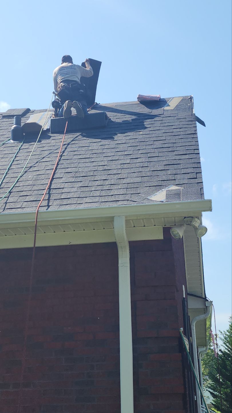 Residential Roofing Installation using Owens Corning® Oakridge Onyx Black by Indigo State Roofing