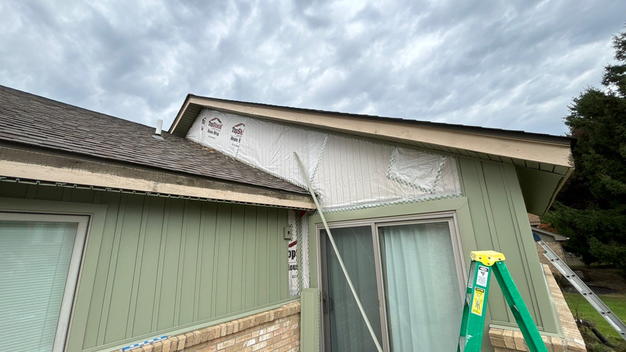Siding Replacement using Alside 7" B&B by 180 Contractors