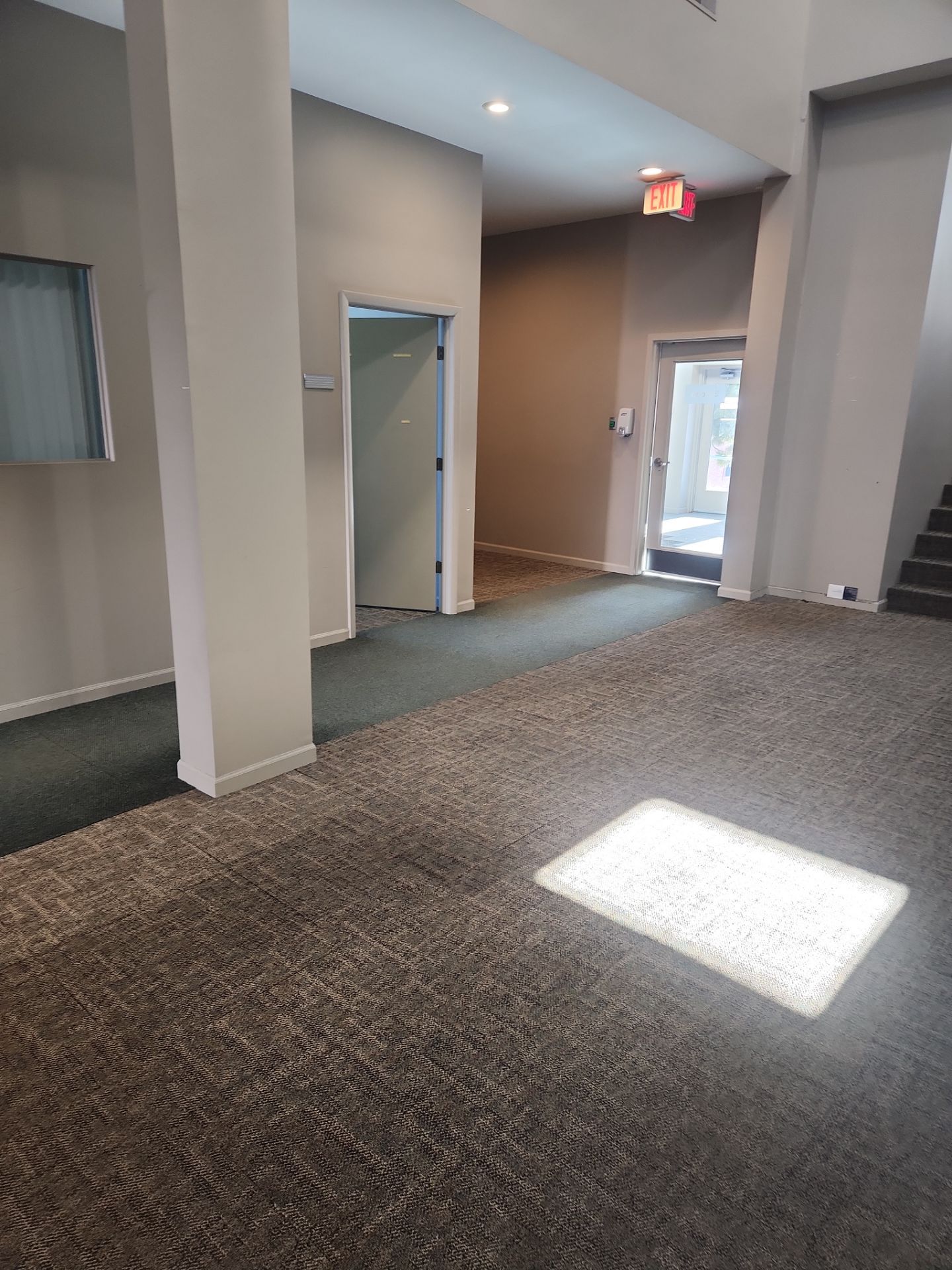 OFFICE CLEAN OUTS OF PEORIA, IL by Lance Property Preservation