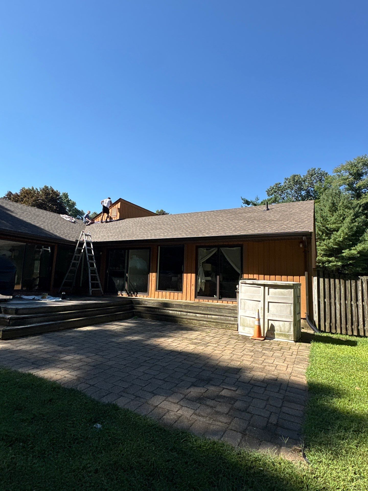 Royal Roofing featured photo.