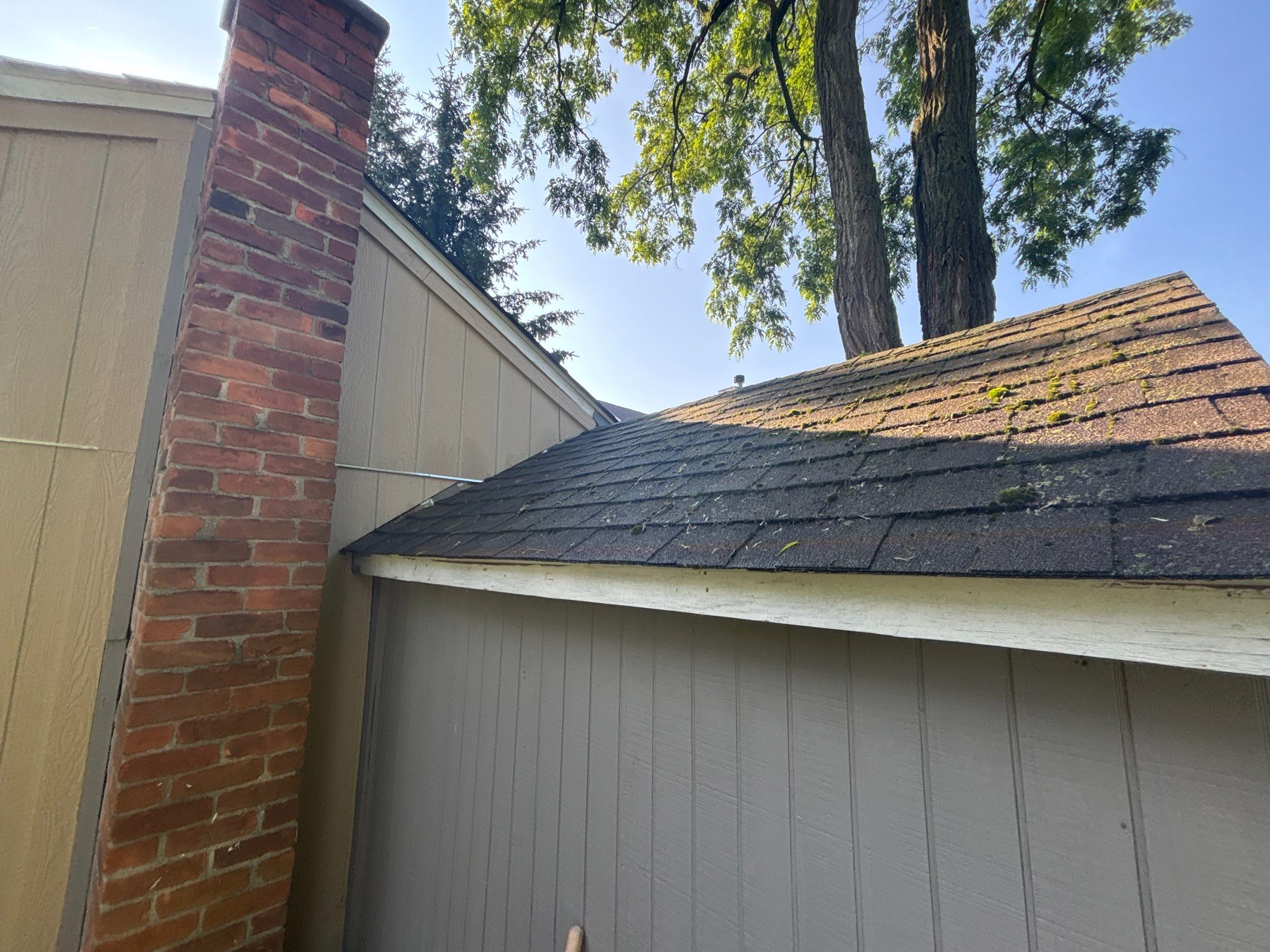 Roof Replacement using Owens Corning Peppercorn by 180 Contractors