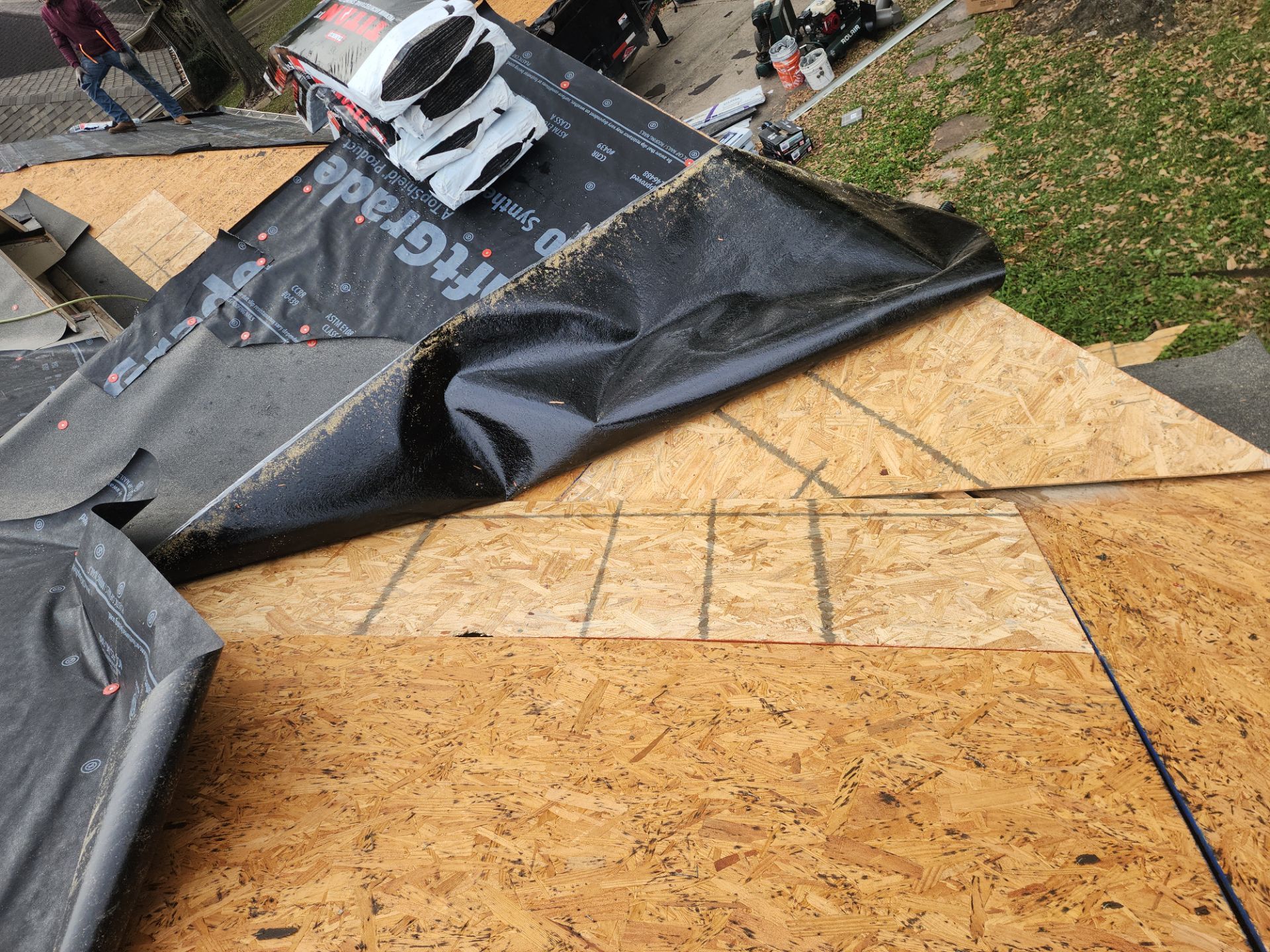 Roof Replacement Sugarland by Roof Repair Company
