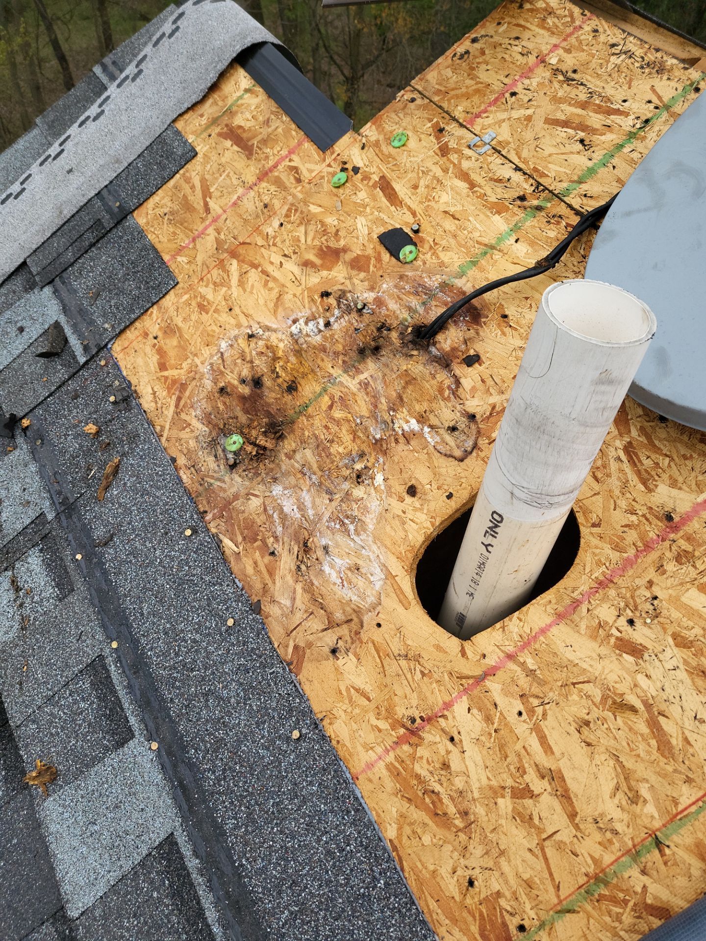Atlas Pinnacle, Color, Coastal Granite, Drip Edge, Color, Black by Eagle Eye Roofing