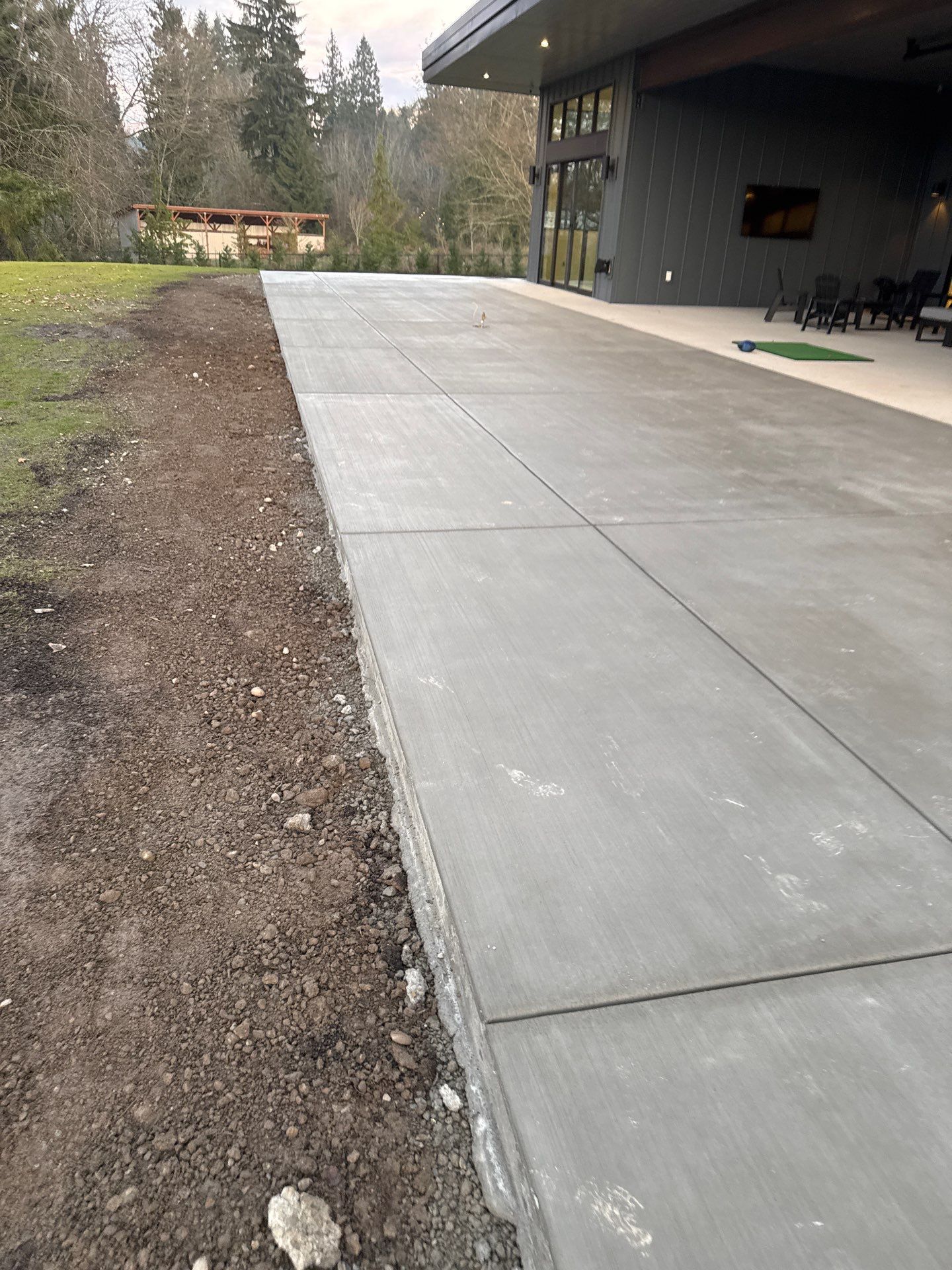 Concrete Patio, Walkway & Asphalt Driveway | Snohomish by Jireh Asphalt & Concrete Inc 