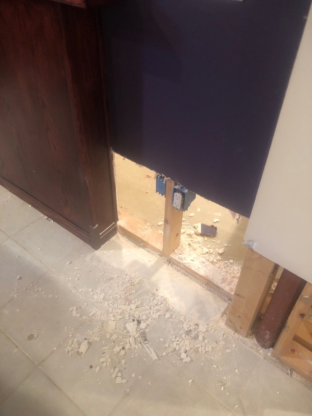 Pipe Burst Emergency Mitigation Demo and Dry Down by Absolute Roofing and Construction