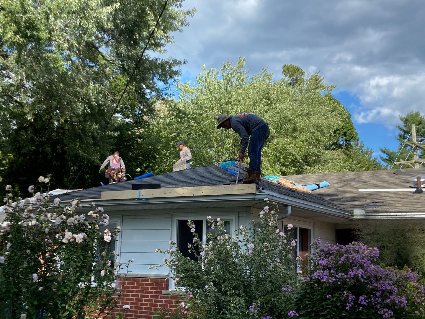 Roof Replacement using CertainTeed Landmark by 180 Contractors