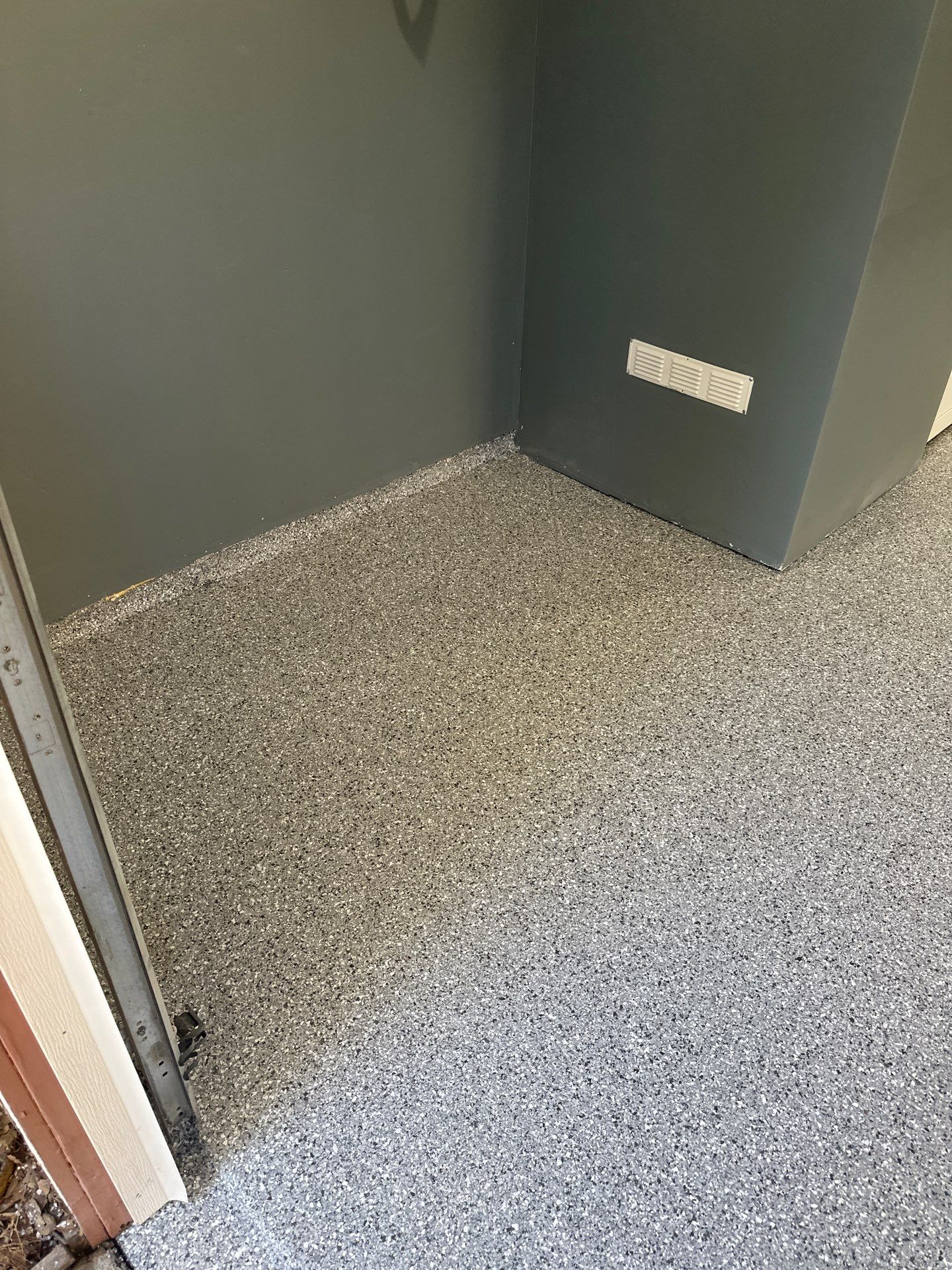 Simiron Polyurea Garage Floor Coating with Stargazer Chips by MGP Coatings