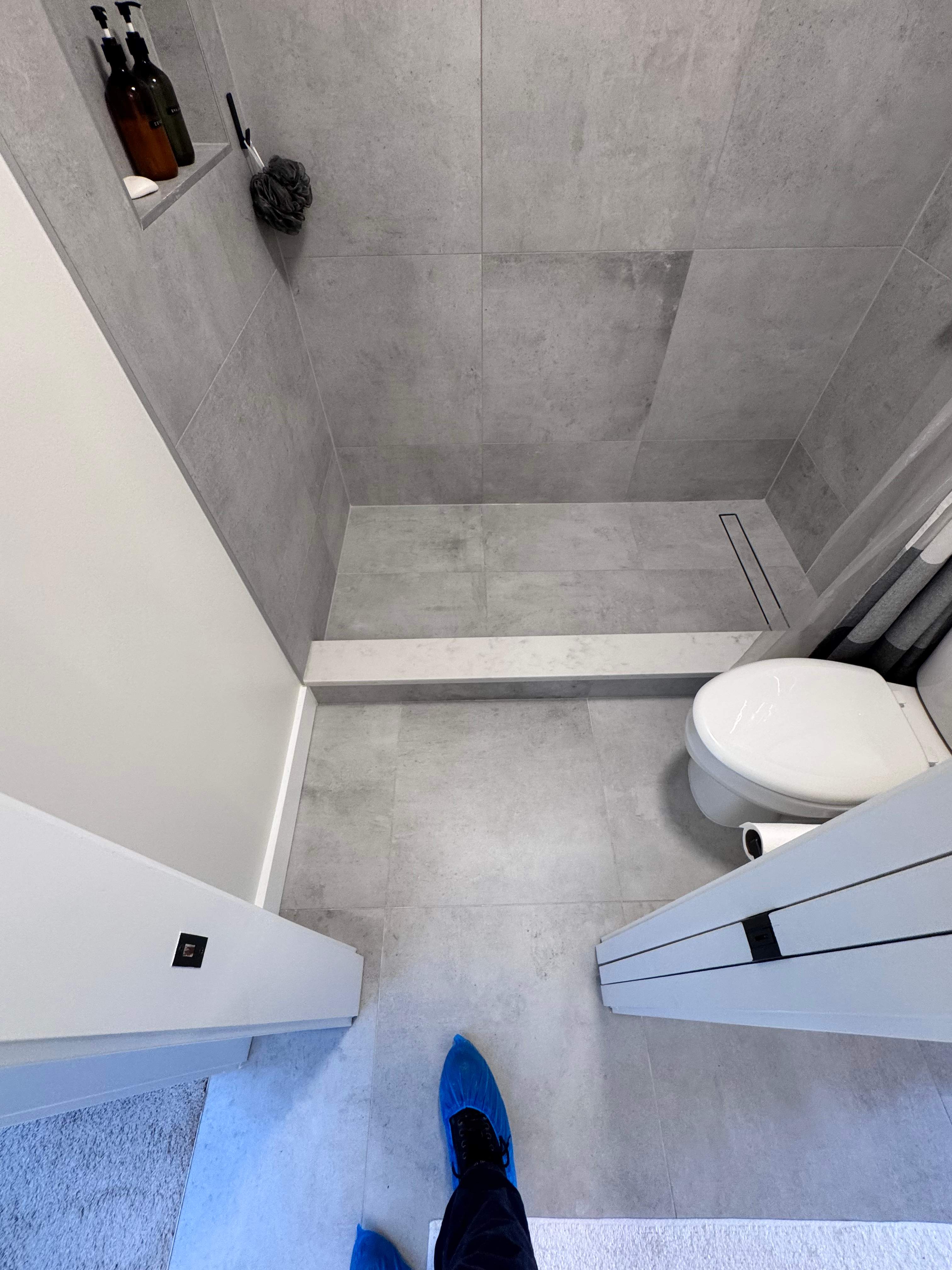 Jack and Jill bathroom renovation by Prudencio