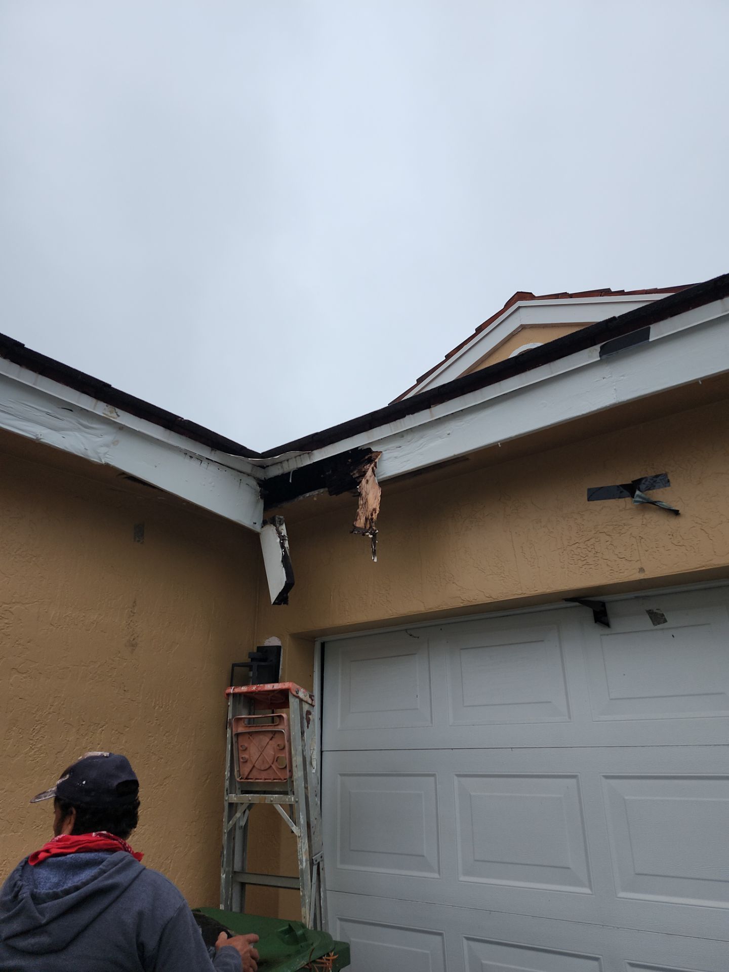 Fascia Repair in Pembroke Pines β Flawless Craftsmanship & 5-Star Service by Aastro Roofing