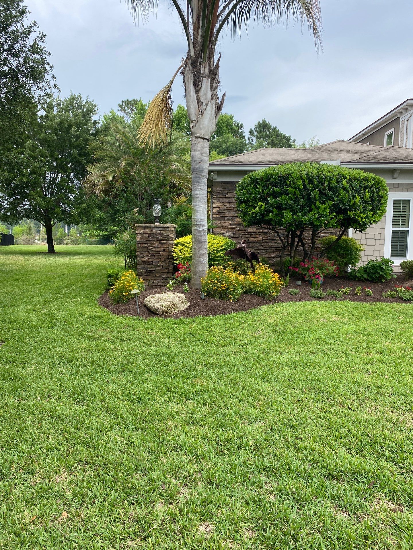 Deerwood Resident | Bed Design & Install by ProGreen Services