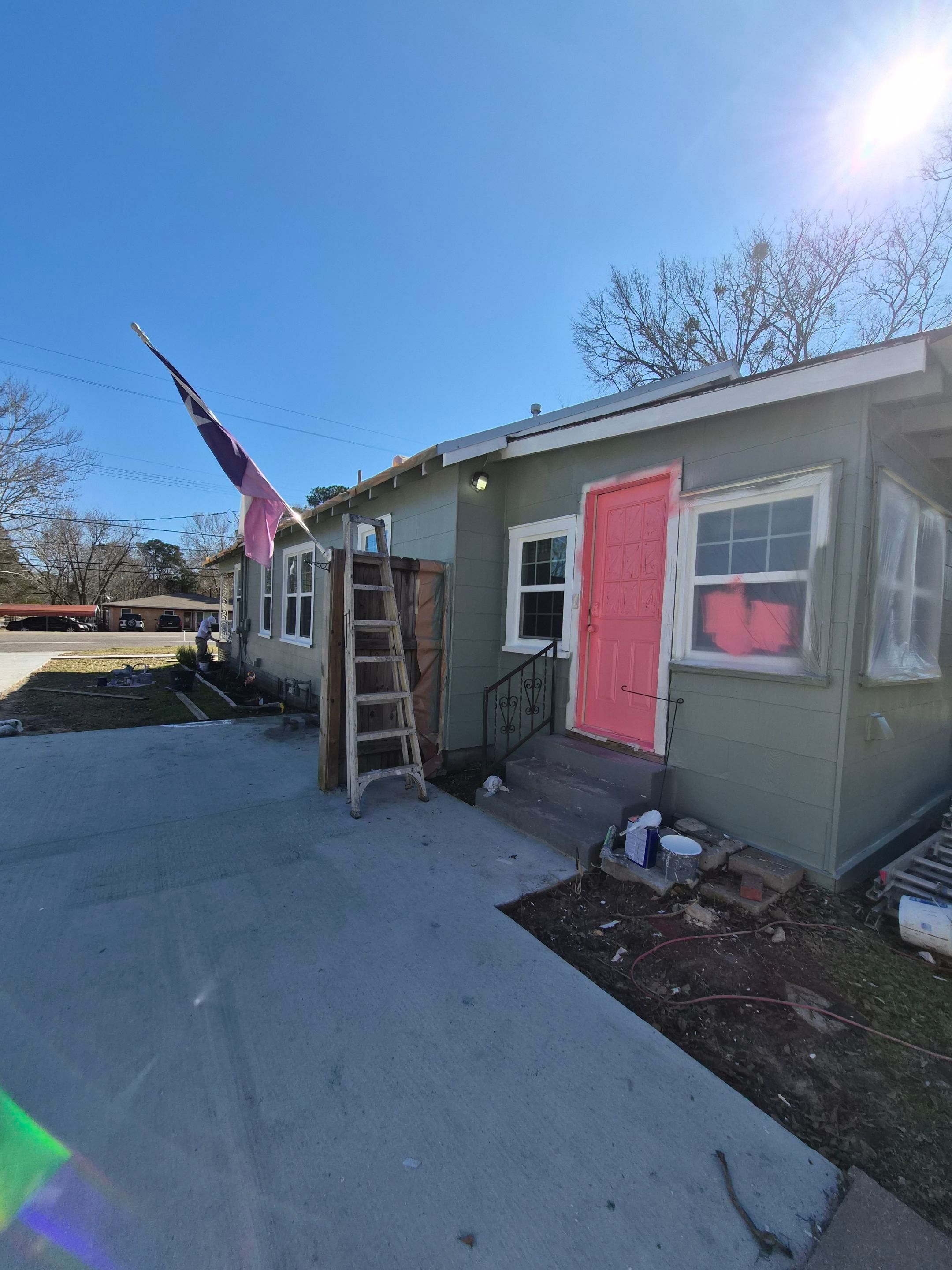 Cute Home Receives Exterior Upgrade in Hawkins, Texas by Quality Coats Painting