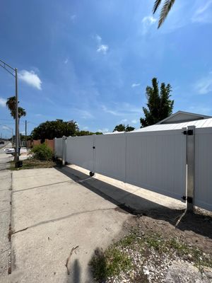 Vinyl Fence Installation using Vinyl Privacy Fence