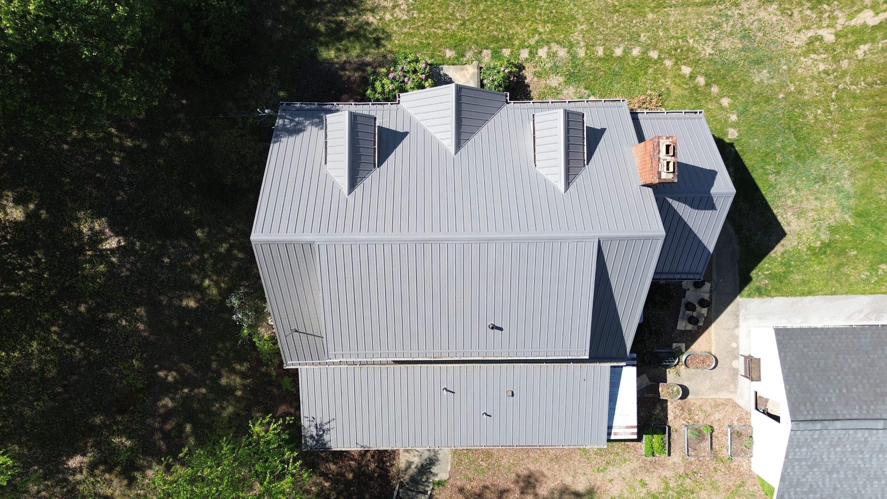 Torbett Residence by Omnia Roofing