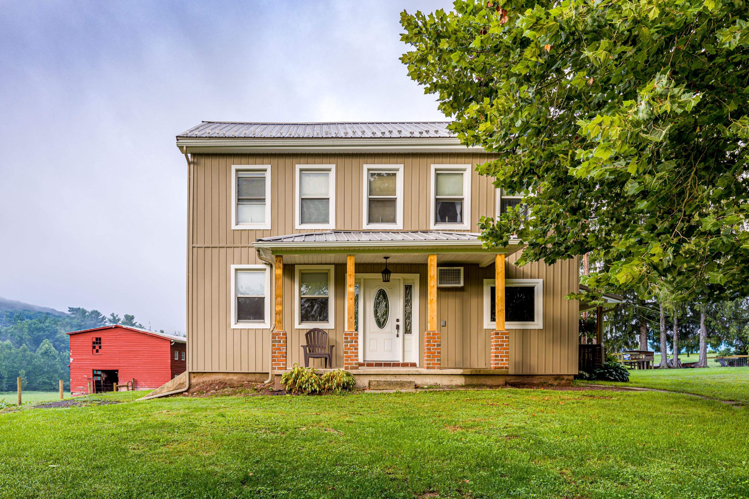 Siding-clay by Esh Builders