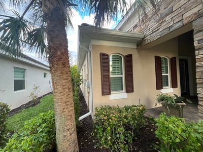 Downspouts using White Down Spouts in Fort Myers FL