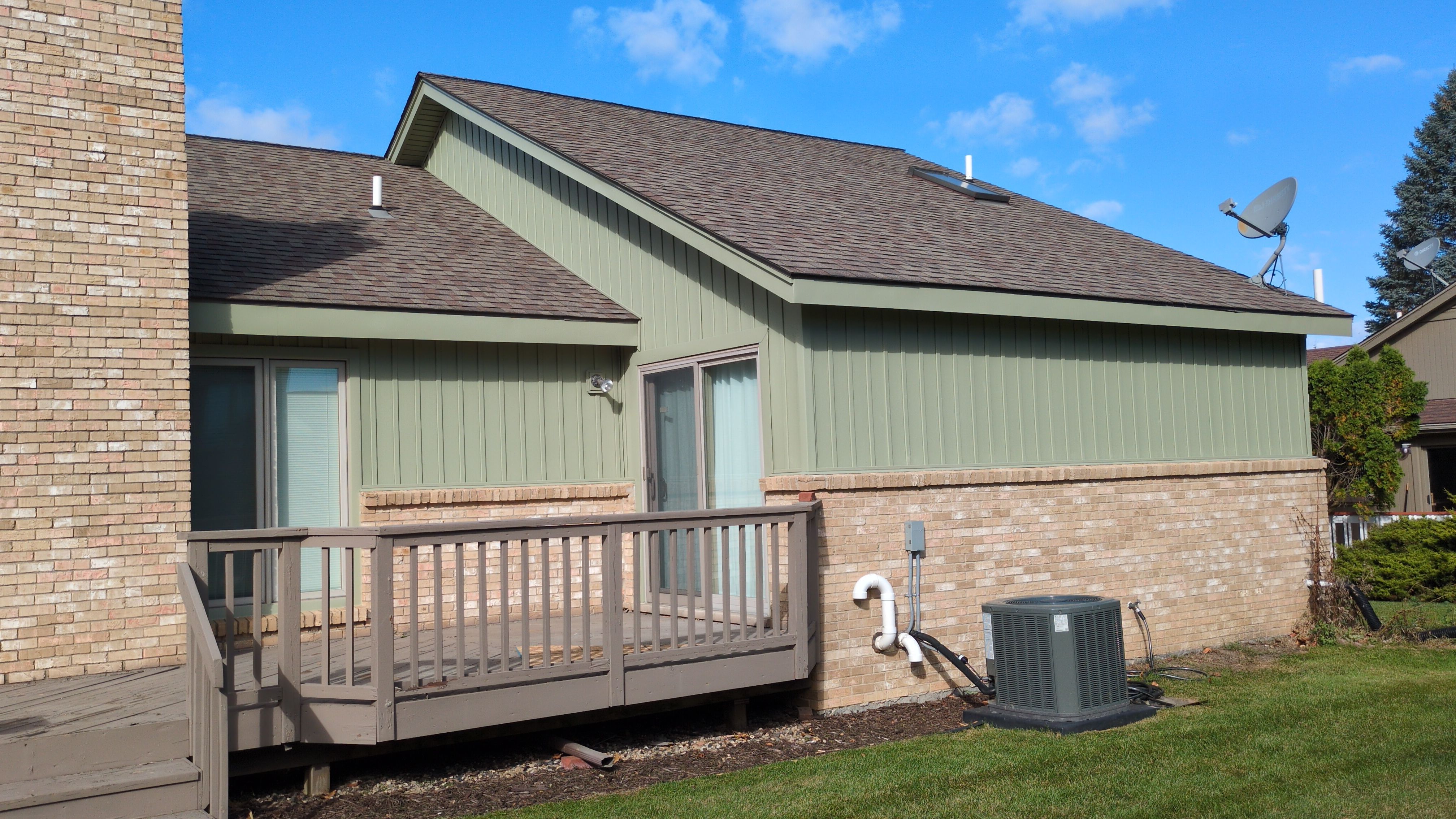 Siding Replacement using Alside 7" B&B by 180 Contractors