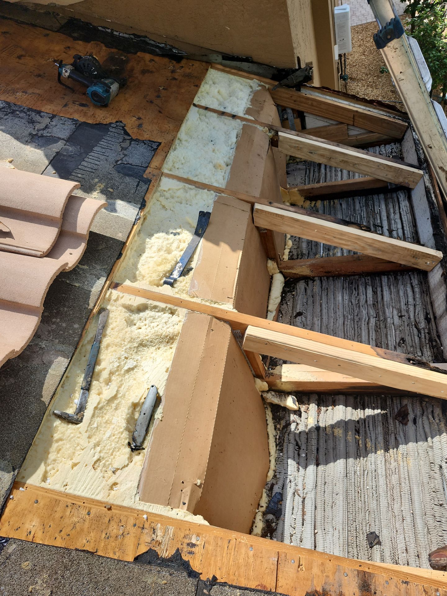 Tile Roof and Valley Repairs in Boca Raton by Aastro Roofing