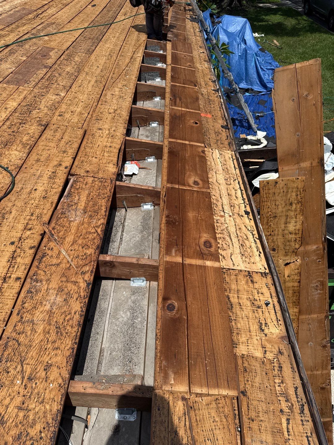 Project in St. Petersburg 33710 by Mitchell Roofing Company LLC 