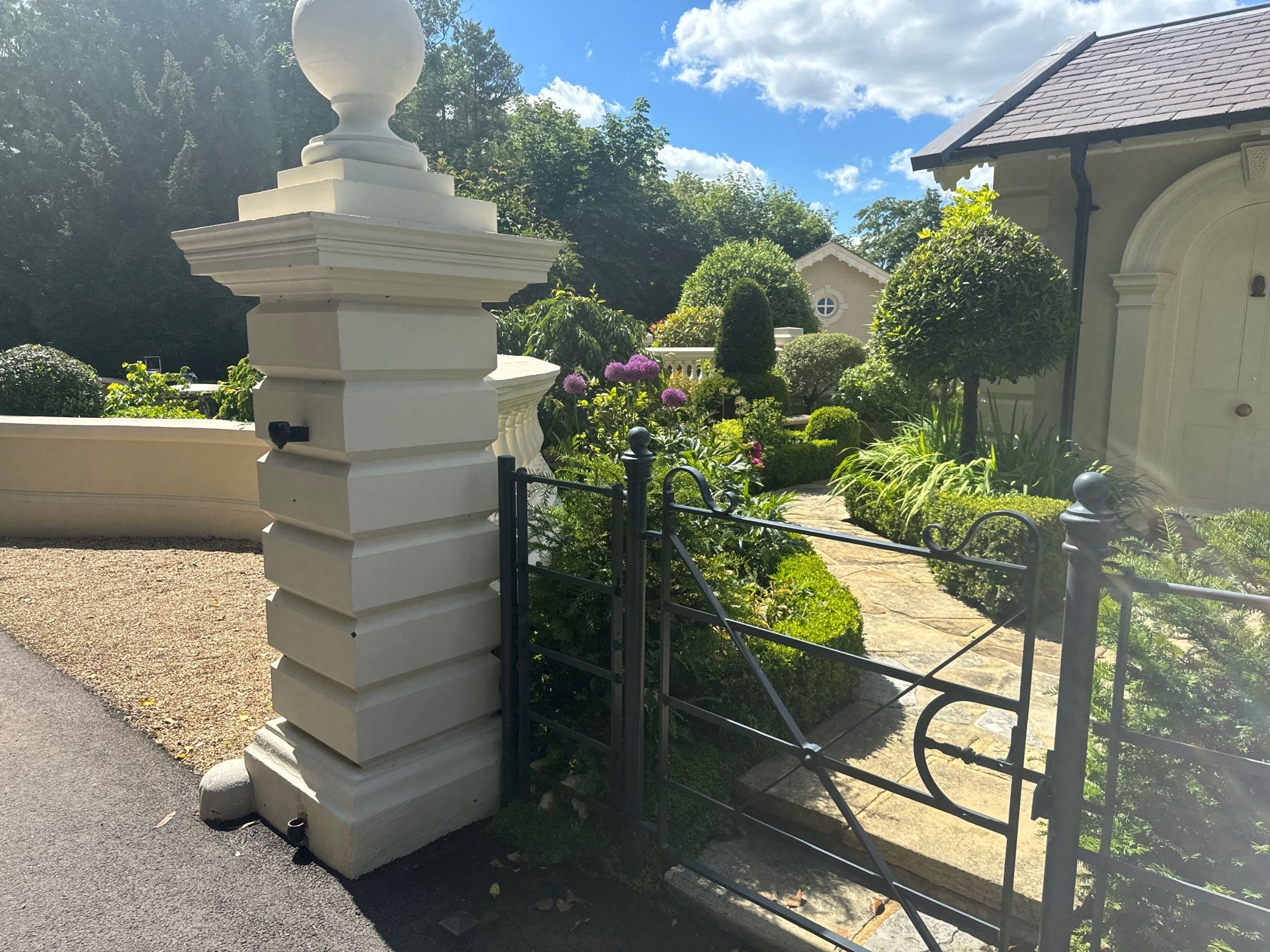 Render Clean using Honda 15lpm Low Pressure Washing Machine by Ges Exterior Cleaning ltd