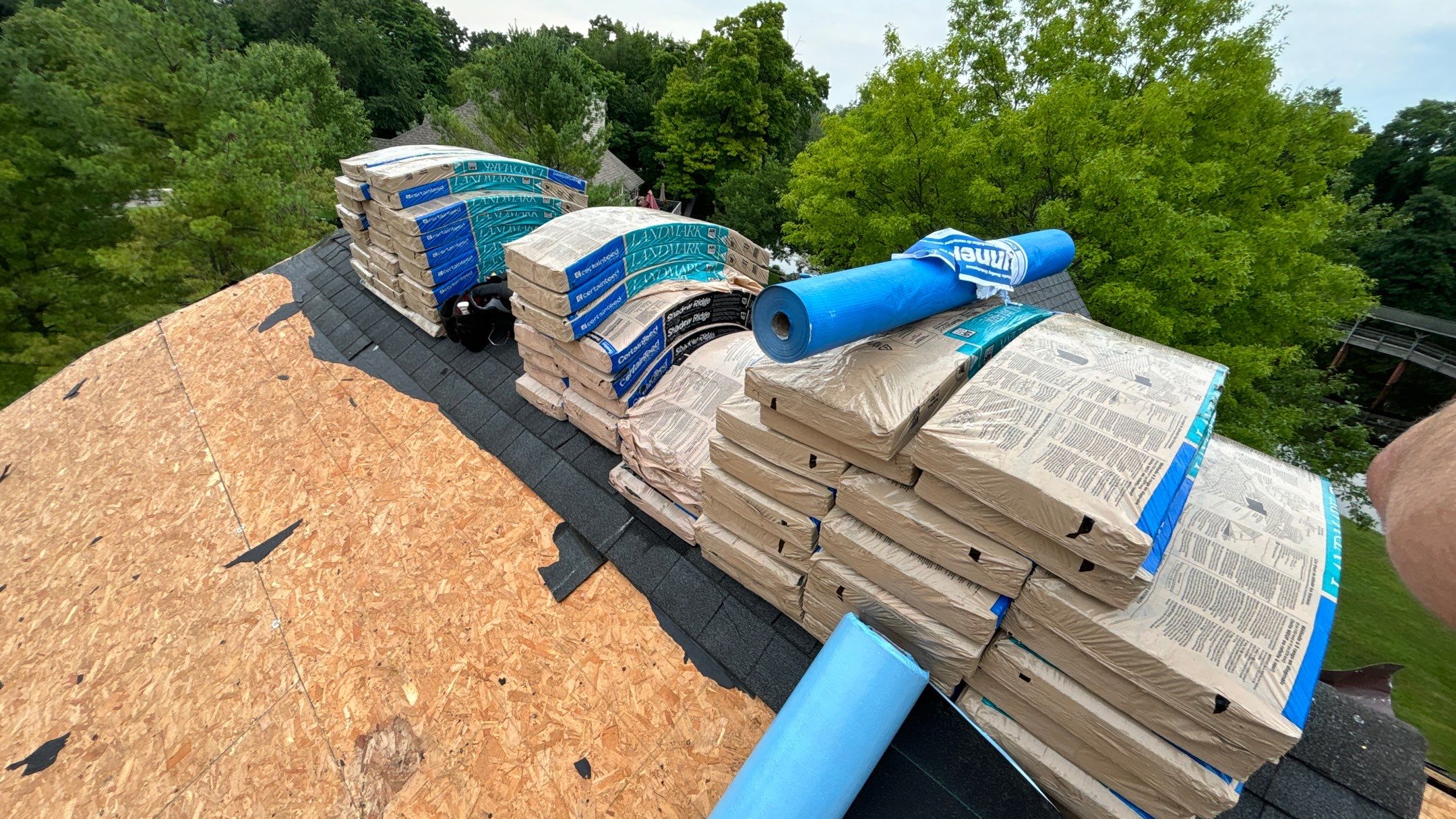 Roof Replacement using CertainTeed Landmark by 180 Contractors