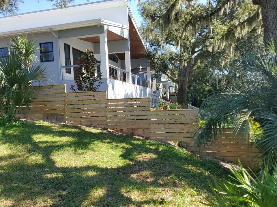 Custom Horizontal Fence  by Hip Square Fence Inc.