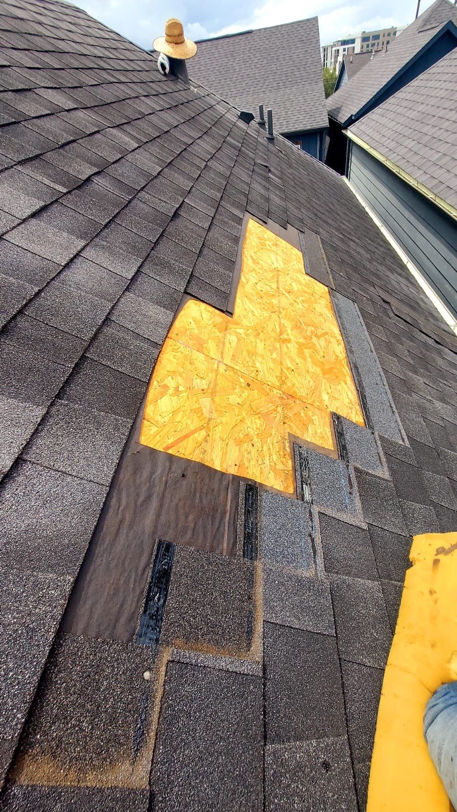 Residential Roofing Repair using Owen's Corning Duration (Lifetime) Shingles by Roof Repair Company
