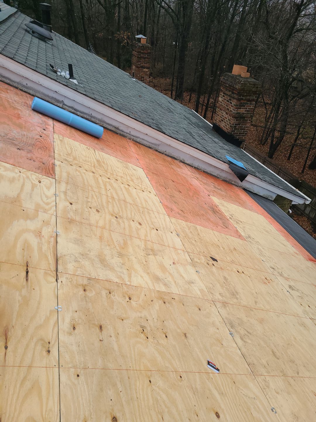 Vienna: Residential Roof Replacement with CertainTeed Landmark Pro in Max Def Weathered Wood by RM Banning, Inc.