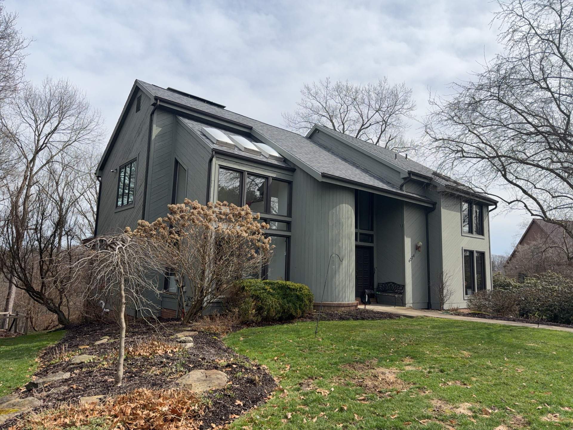 James Hardie Lap & Board and Batten in Aged Pewter at Allison Park by Ideal Siding Pittsburgh