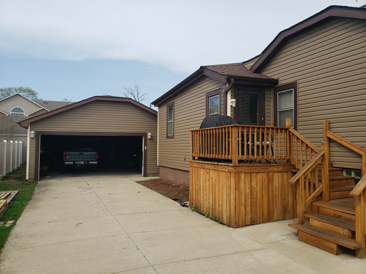 Wood To Vinyl Siding Replacement by Kraz Construction