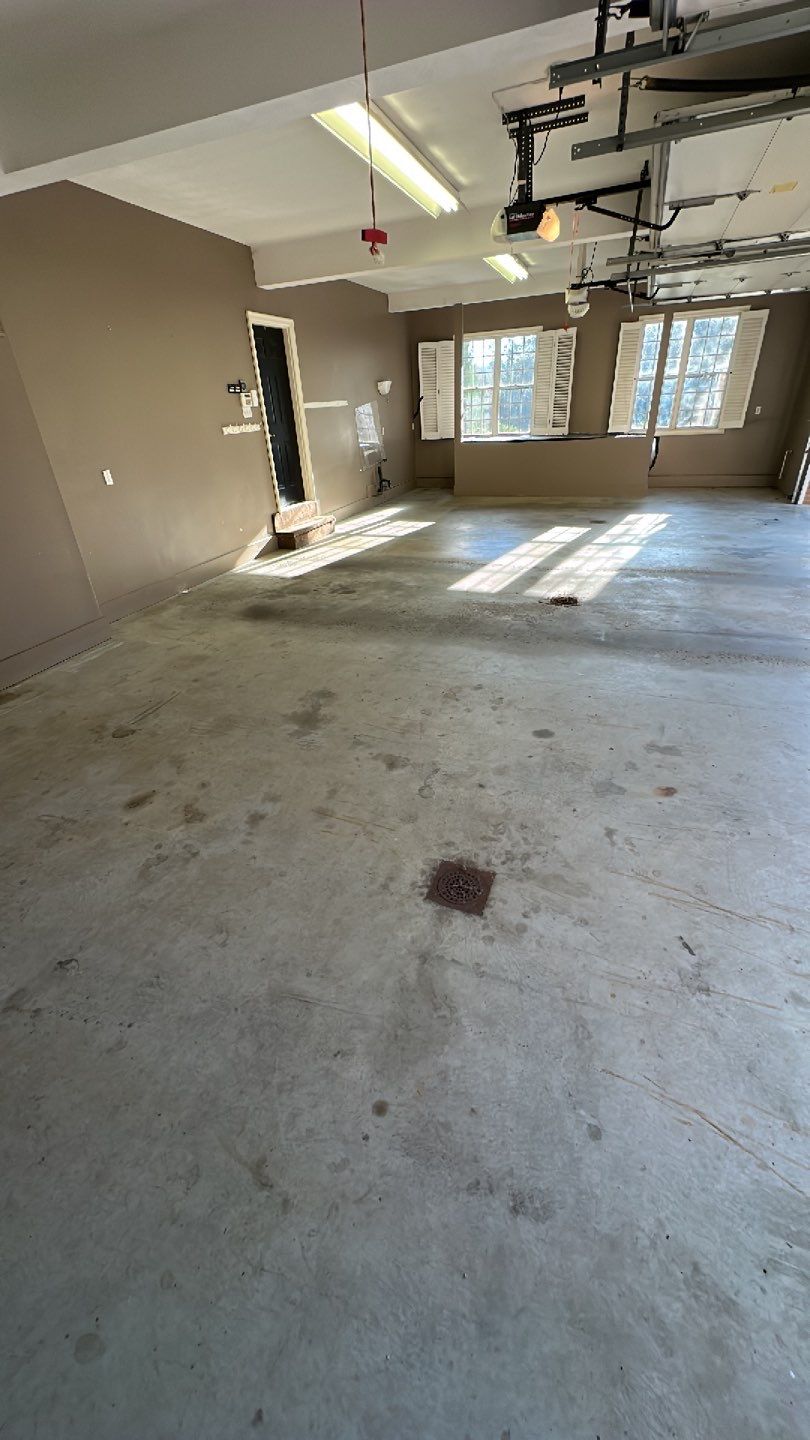 Big Garage Project in Mars by Floors in a Day, Inc